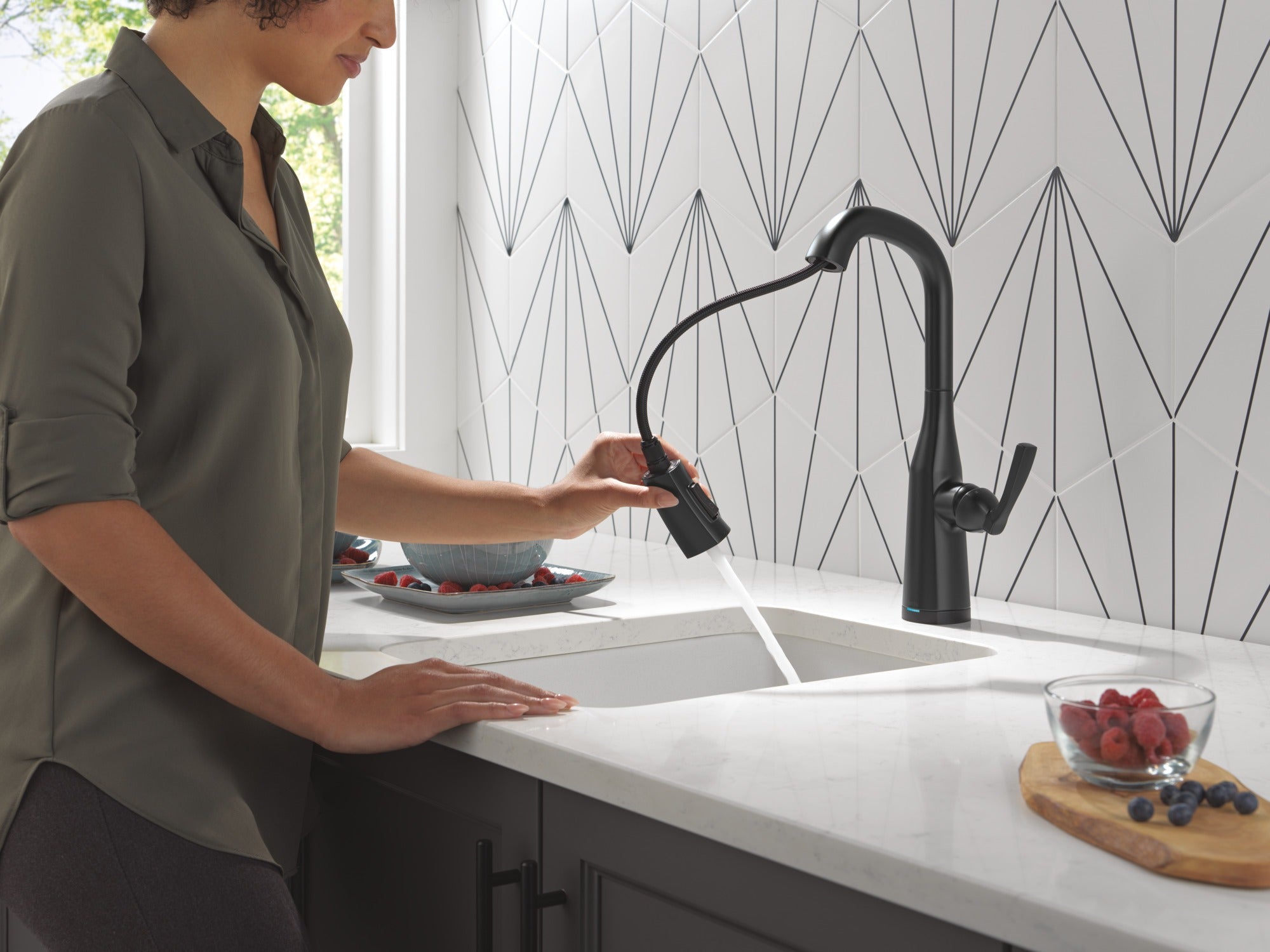 Delta Stryke® Touch2O® Bar / Prep Faucet with Touchless Technology