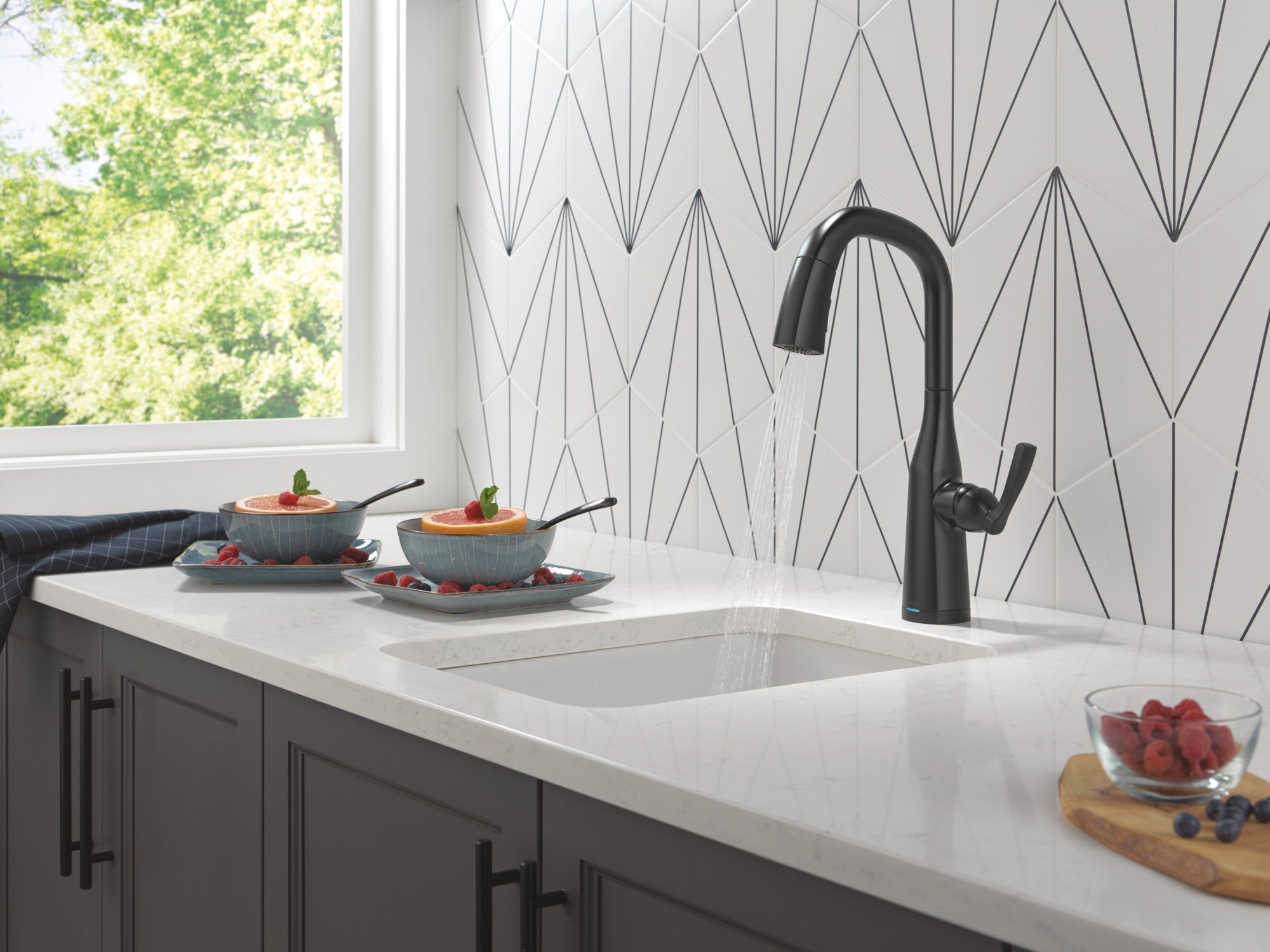 Delta Stryke® Touch2O® Bar / Prep Faucet with Touchless Technology