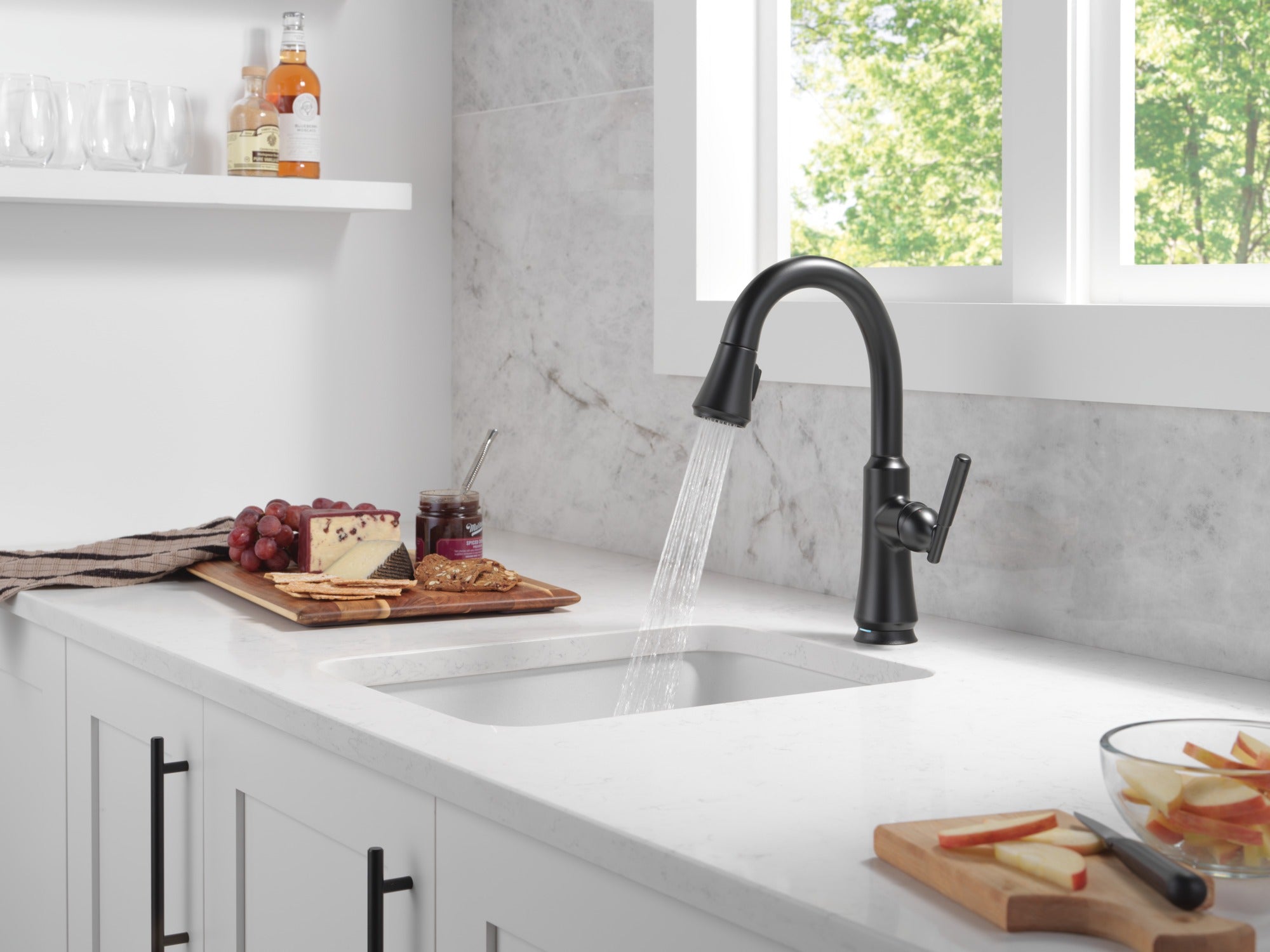 Delta Coranto® Touch2O® Bar / Prep Faucet with Touchless Technology