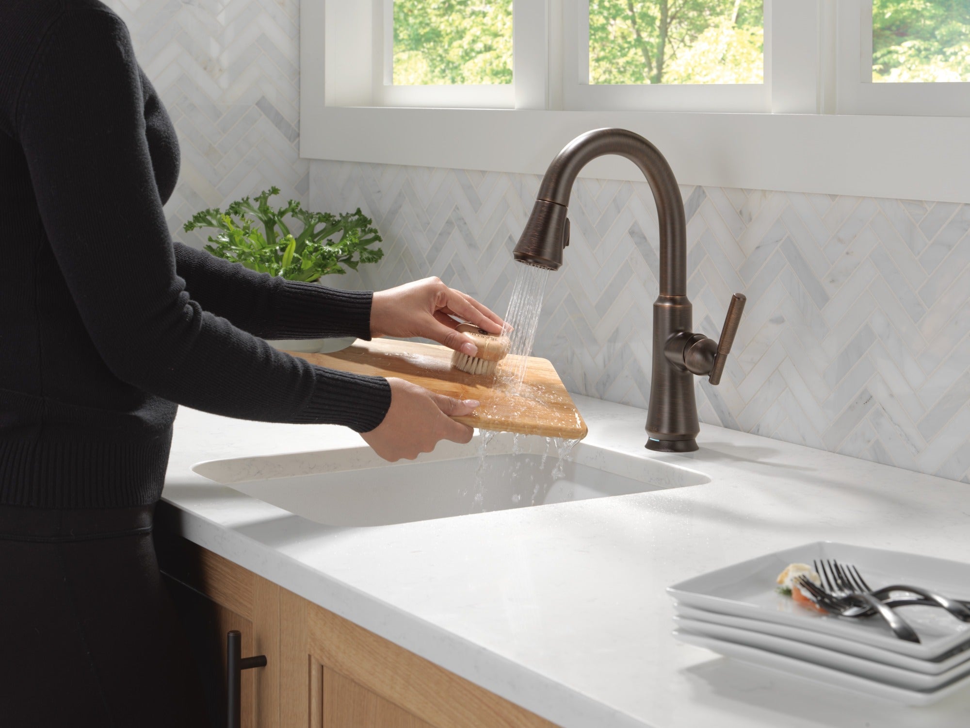 Delta Coranto® Touch2O® Bar / Prep Faucet with Touchless Technology