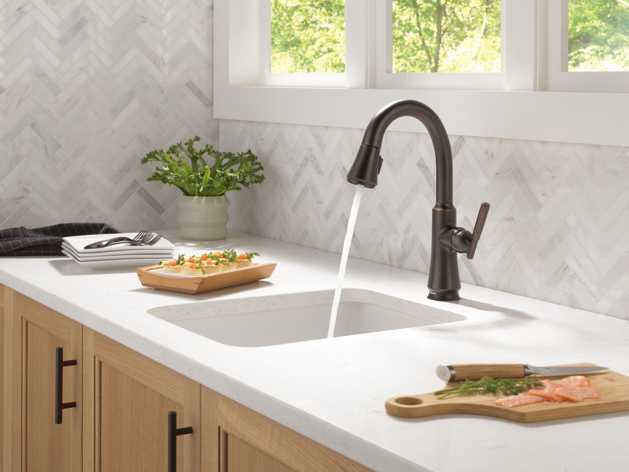 Delta Coranto® Touch2O® Bar / Prep Faucet with Touchless Technology