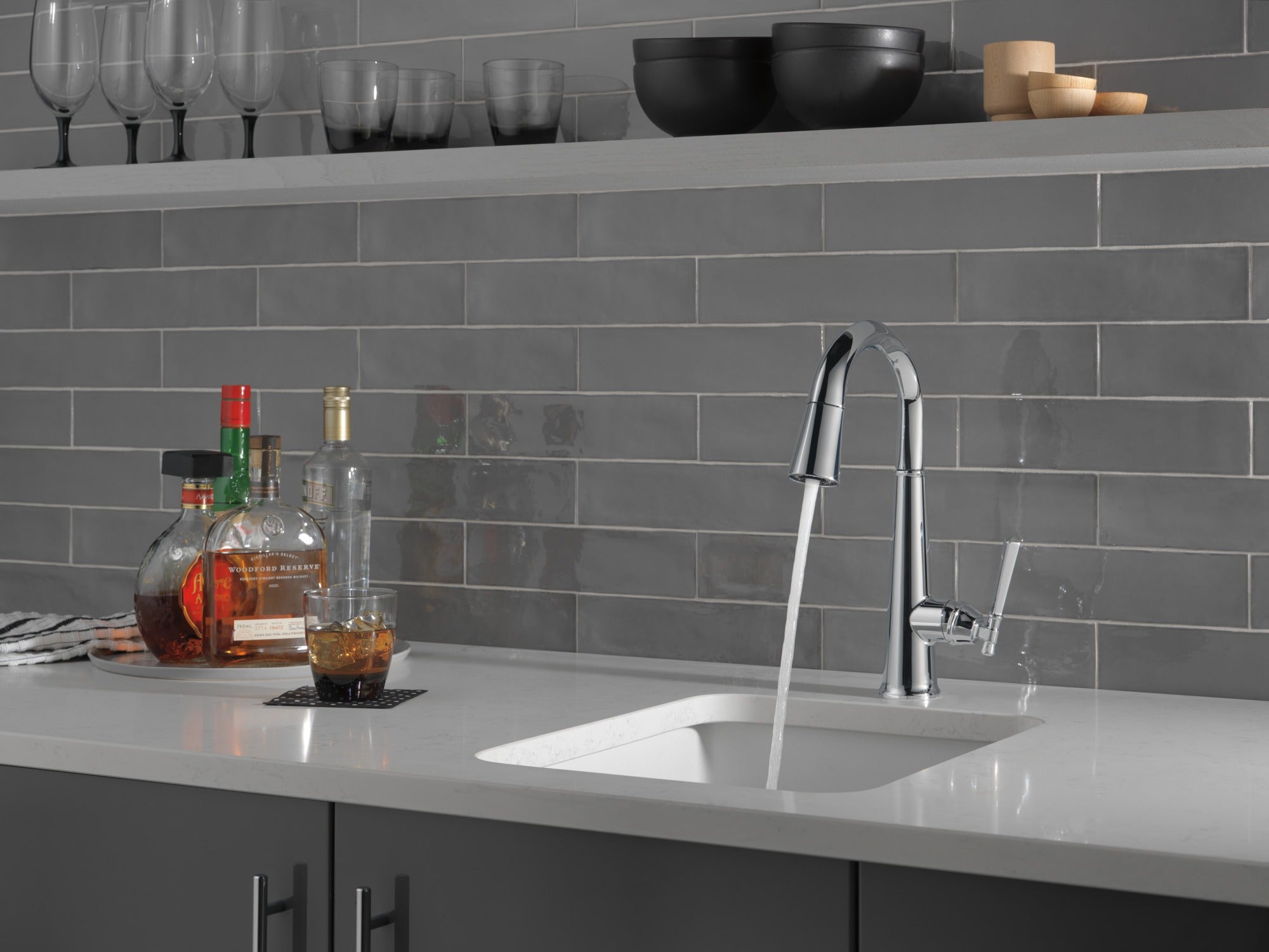 Delta Emmeline® Single Handle Pull-Down Bar / Prep Faucet