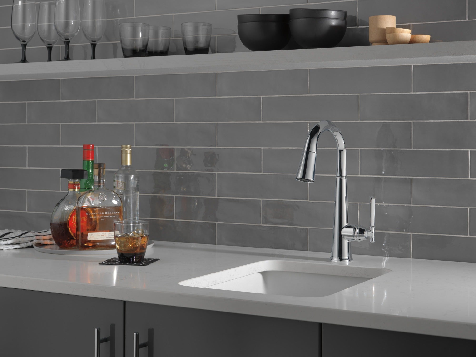 Delta Emmeline® Single Handle Pull-Down Bar / Prep Faucet
