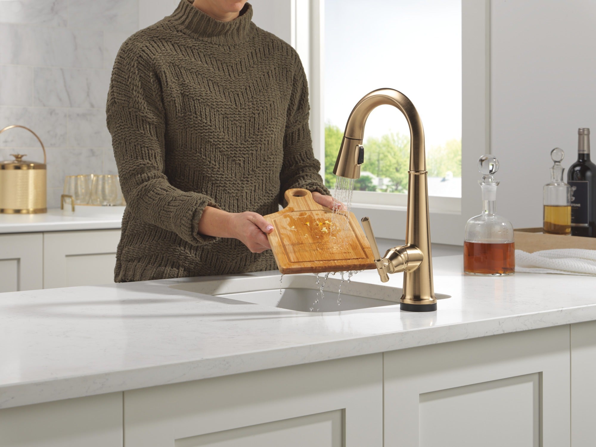 Delta Emmeline® Touch2O® Bar / Prep Faucet with Touchless Technology
