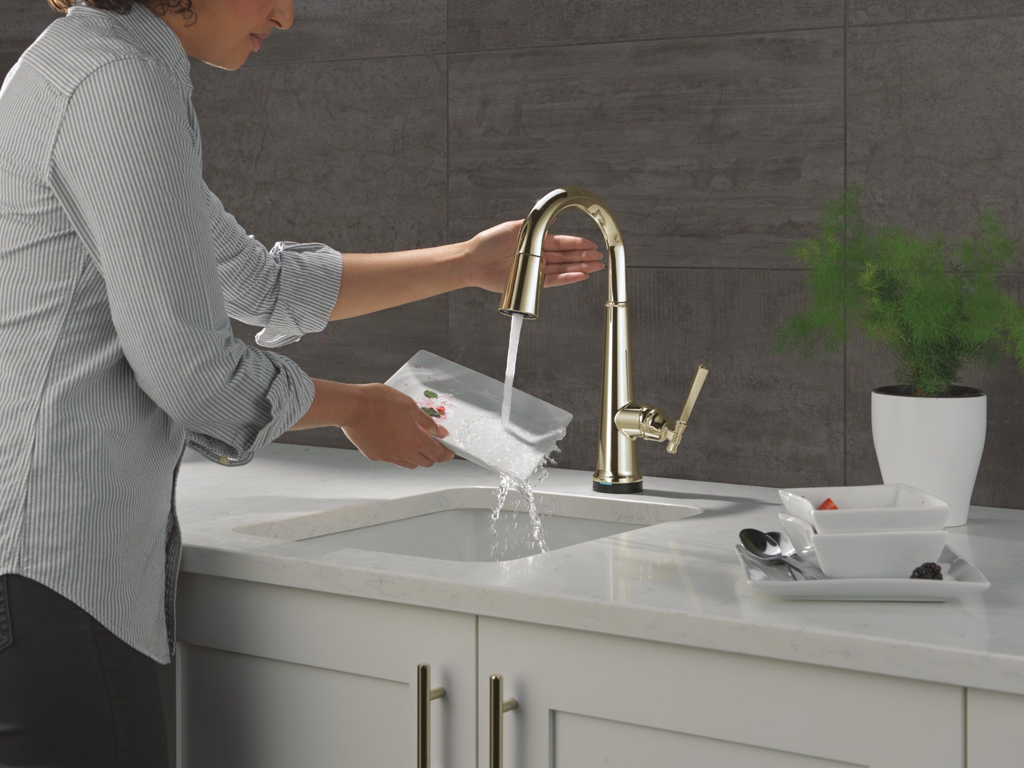 Delta Emmeline® Touch2O® Bar / Prep Faucet with Touchless Technology