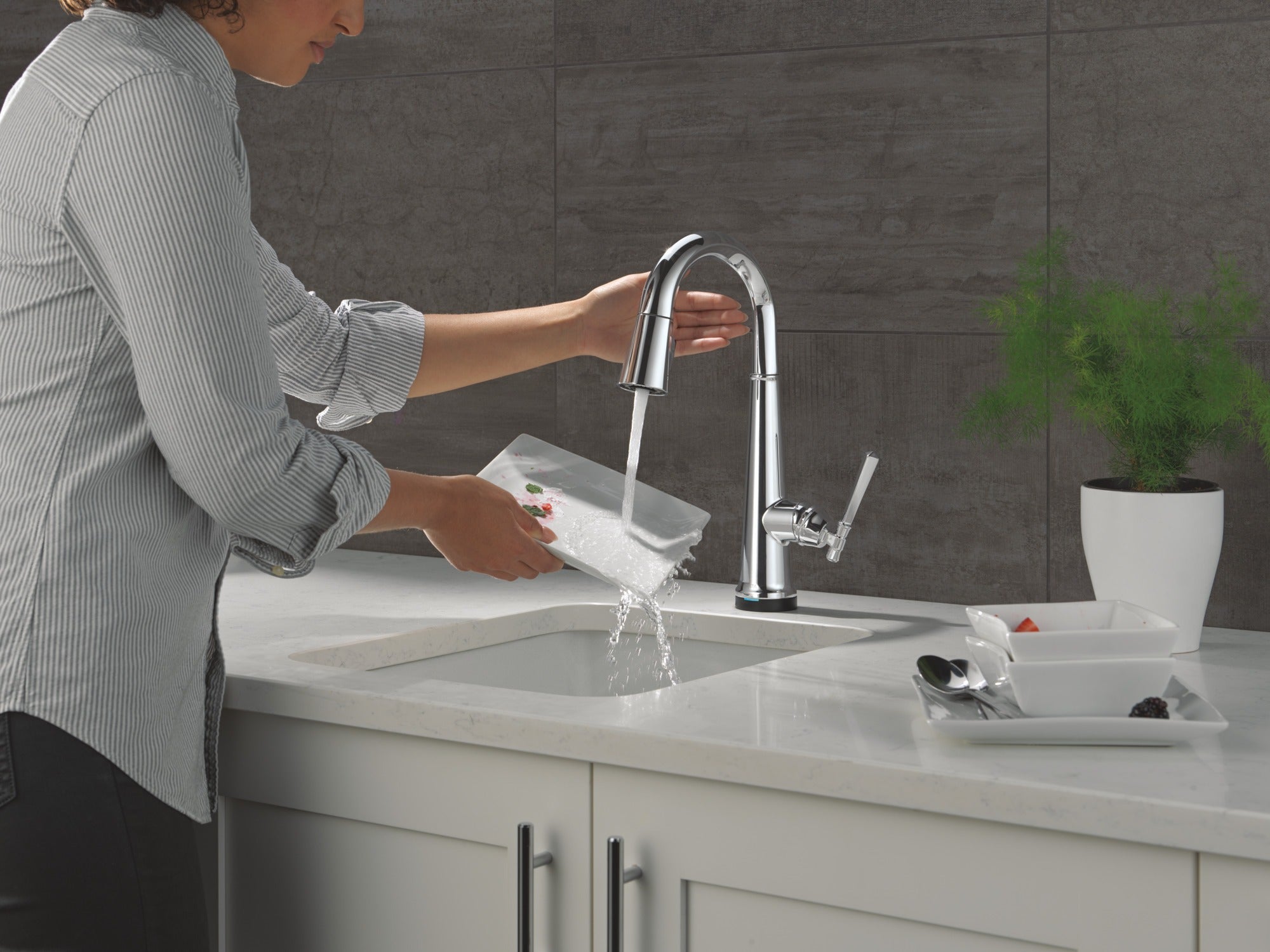 Delta Emmeline® Touch2O® Bar / Prep Faucet with Touchless Technology