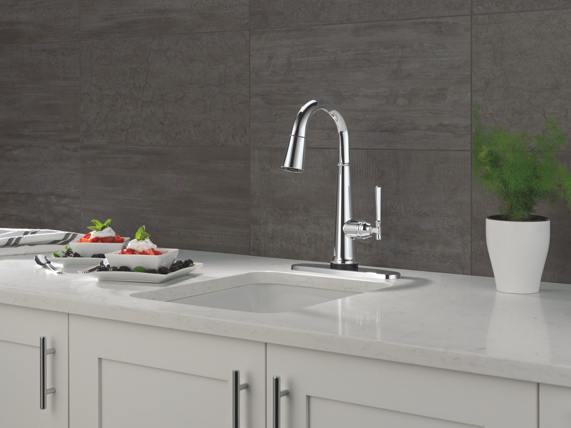 Delta Emmeline® Touch2O® Bar / Prep Faucet with Touchless Technology