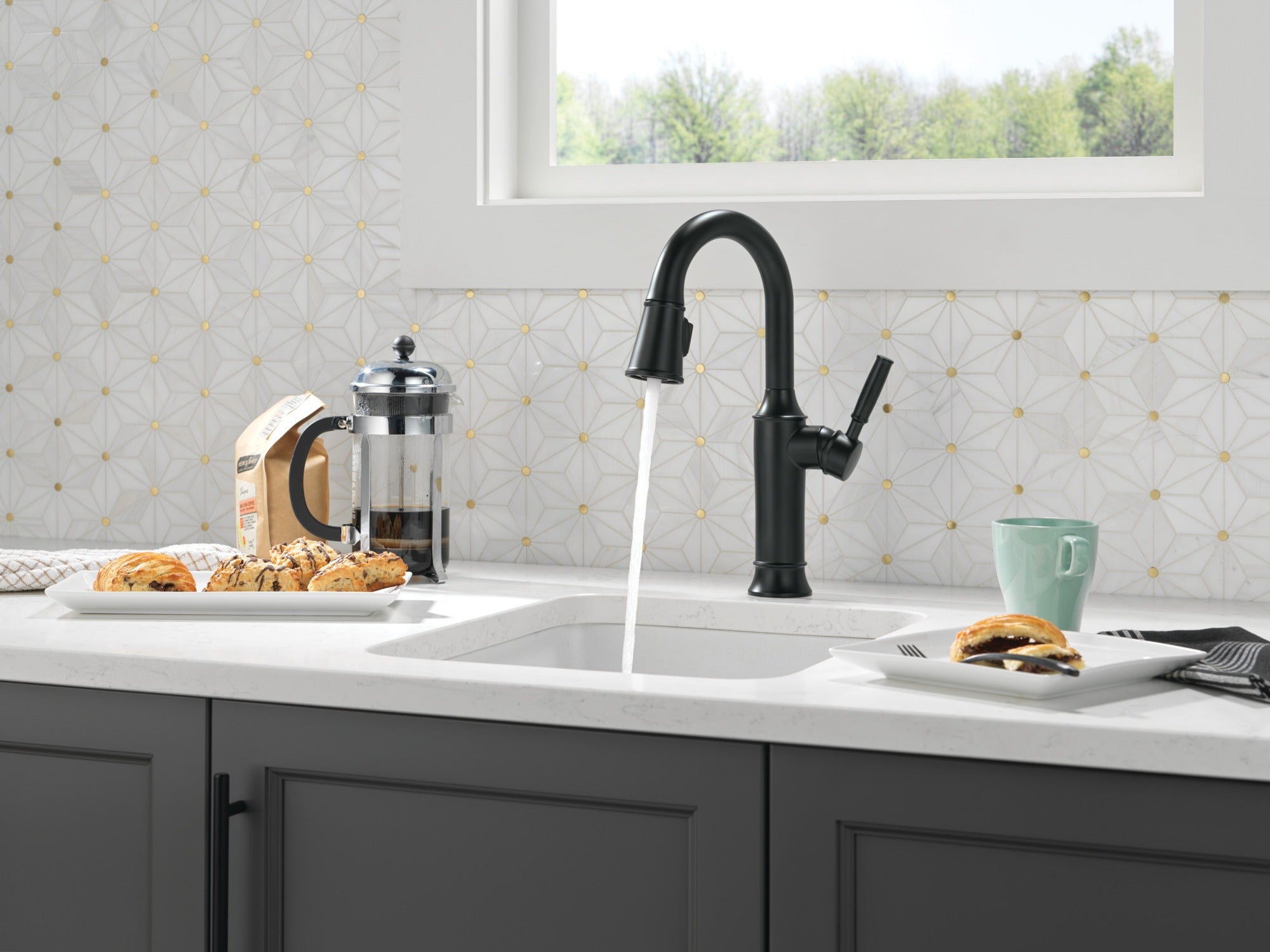 Delta Renaldi™ Single Handle Pull-Down Bar / Prep Faucet