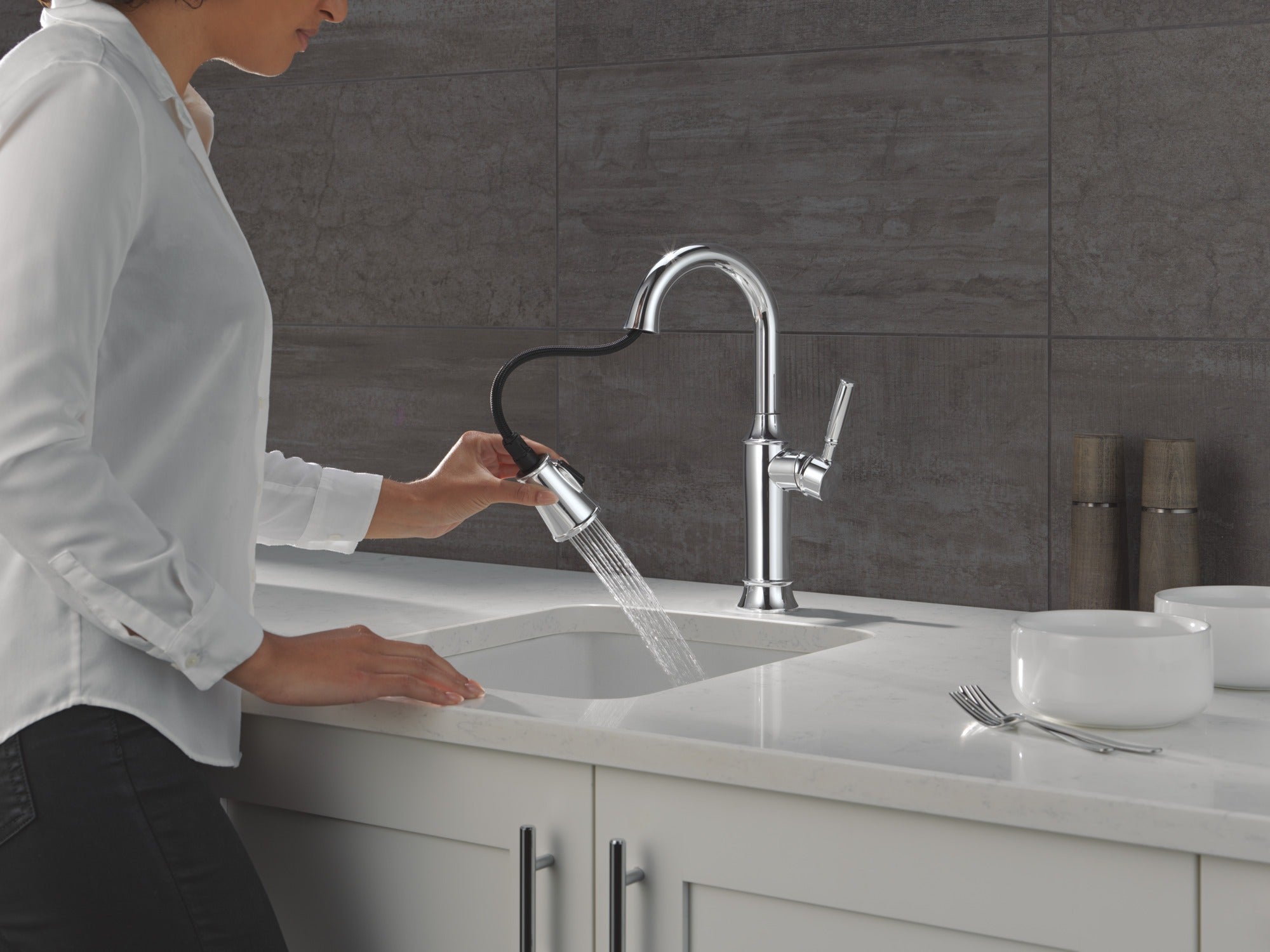 Delta Renaldi™ Single Handle Pull-Down Bar / Prep Faucet