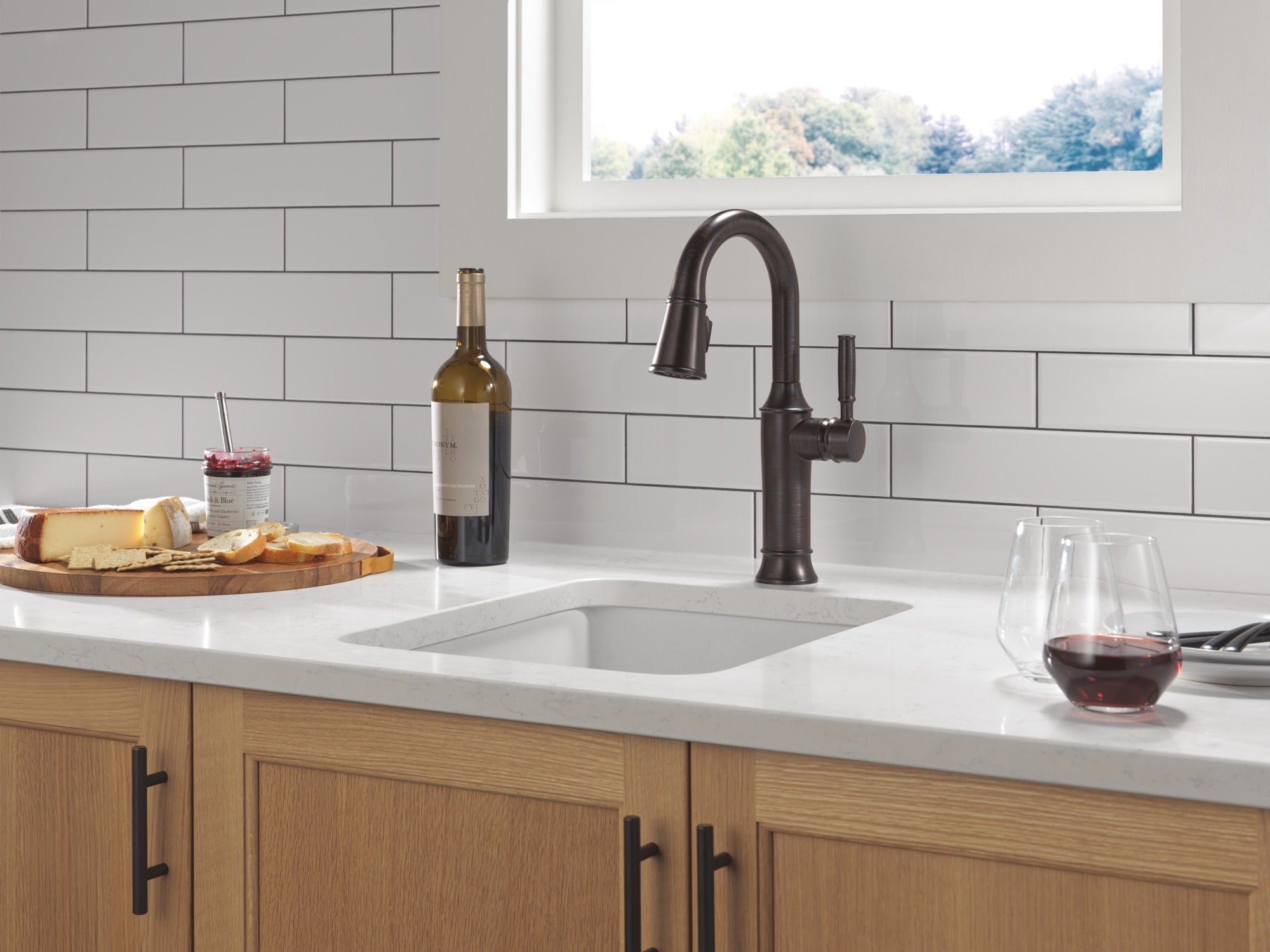Delta Renaldi™ Single Handle Pull-Down Bar / Prep Faucet