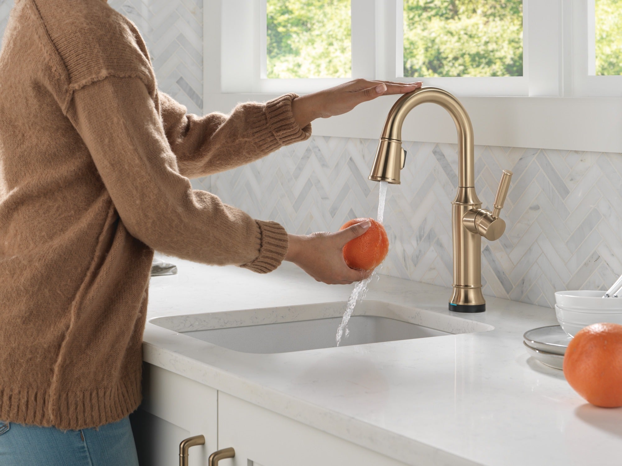 Delta Renaldi™ Touch2O® Bar / Prep Faucet with Touchless Technology