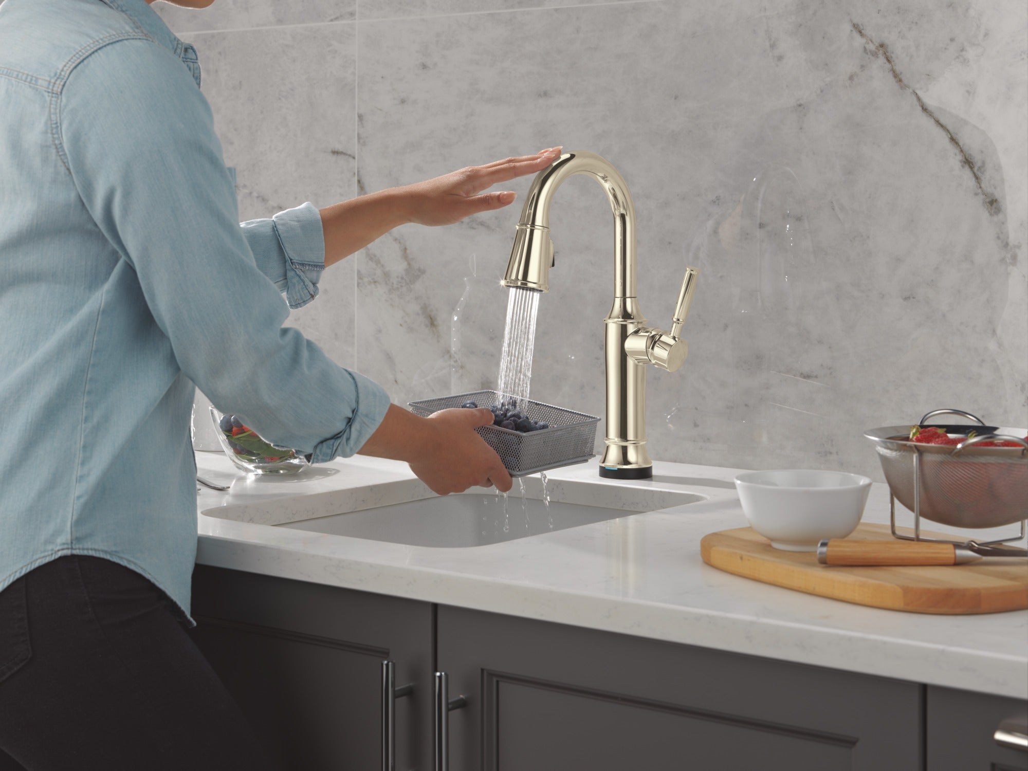 Delta Renaldi™ Touch2O® Bar / Prep Faucet with Touchless Technology