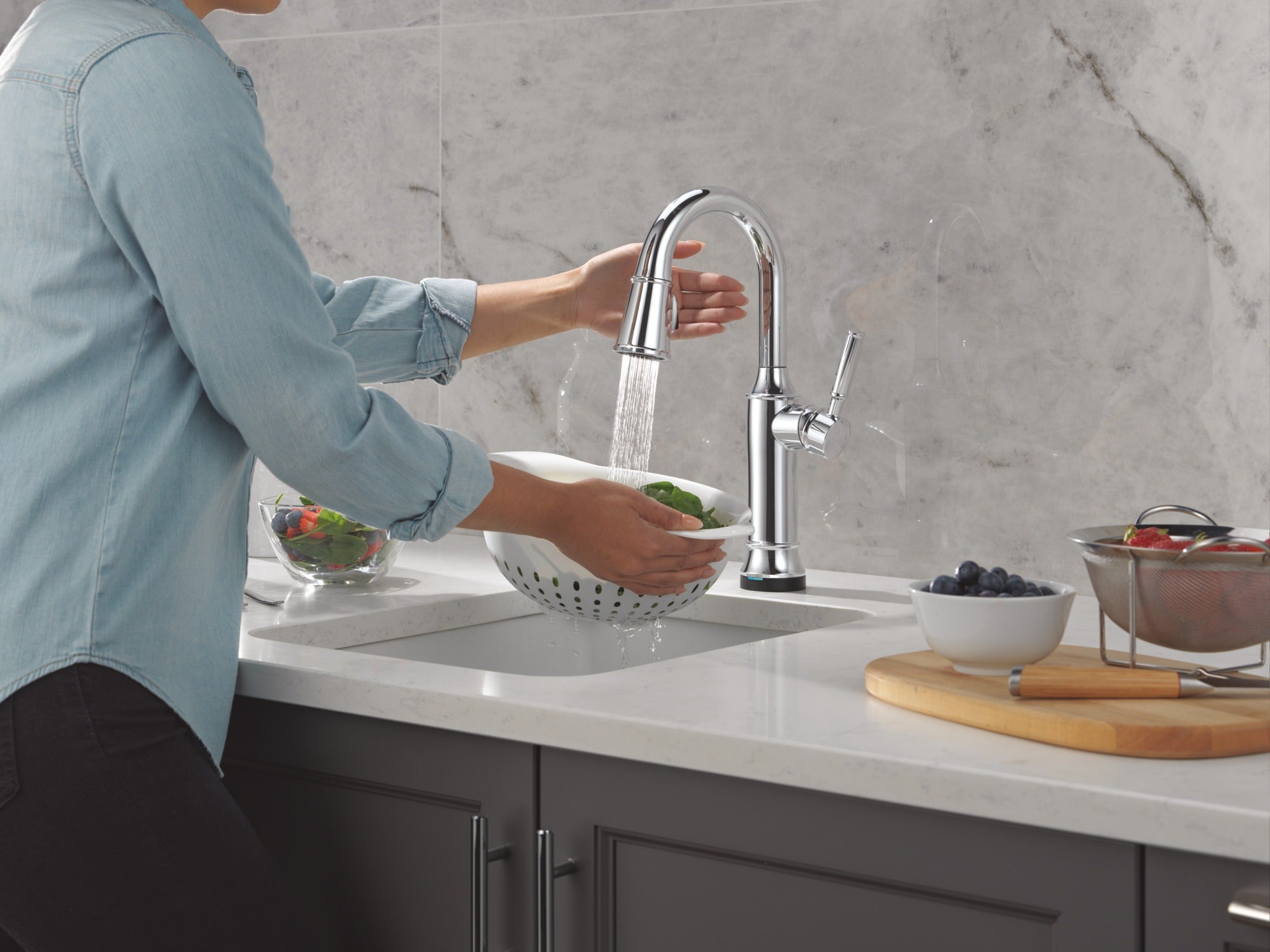 Delta Renaldi™ Touch2O® Bar / Prep Faucet with Touchless Technology