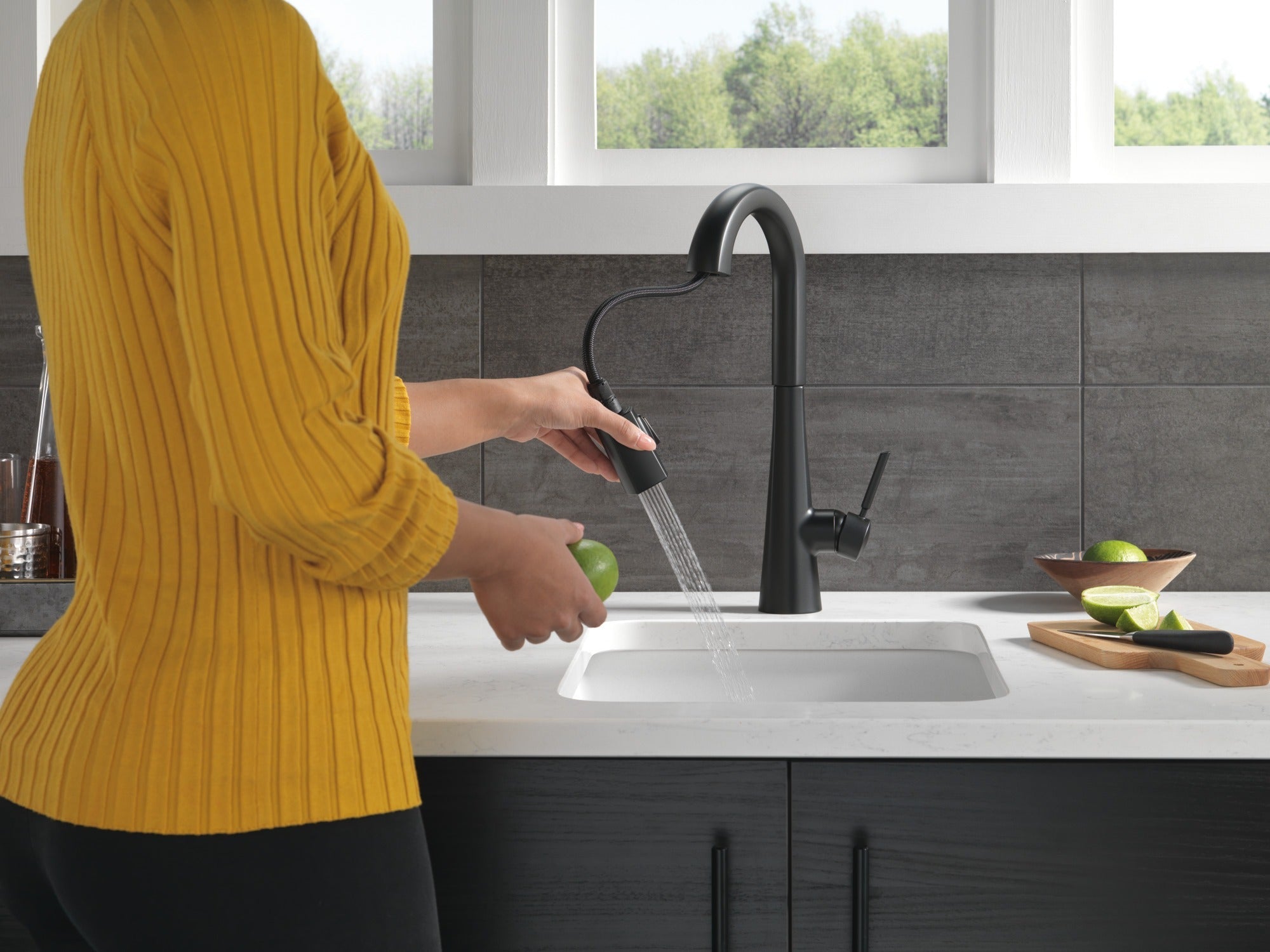Delta Monrovia® Single Handle Pull-Down Bar / Prep Faucet