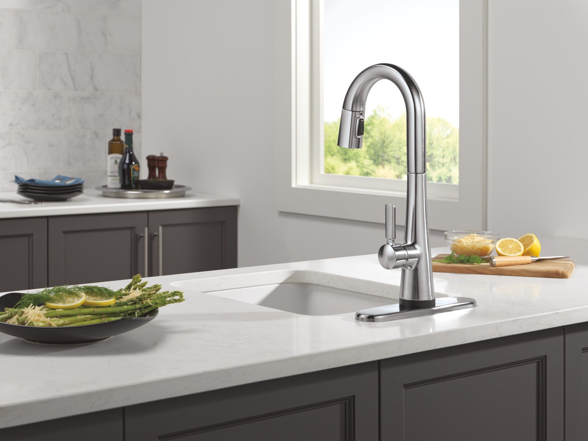 Delta Allora® Escutcheon