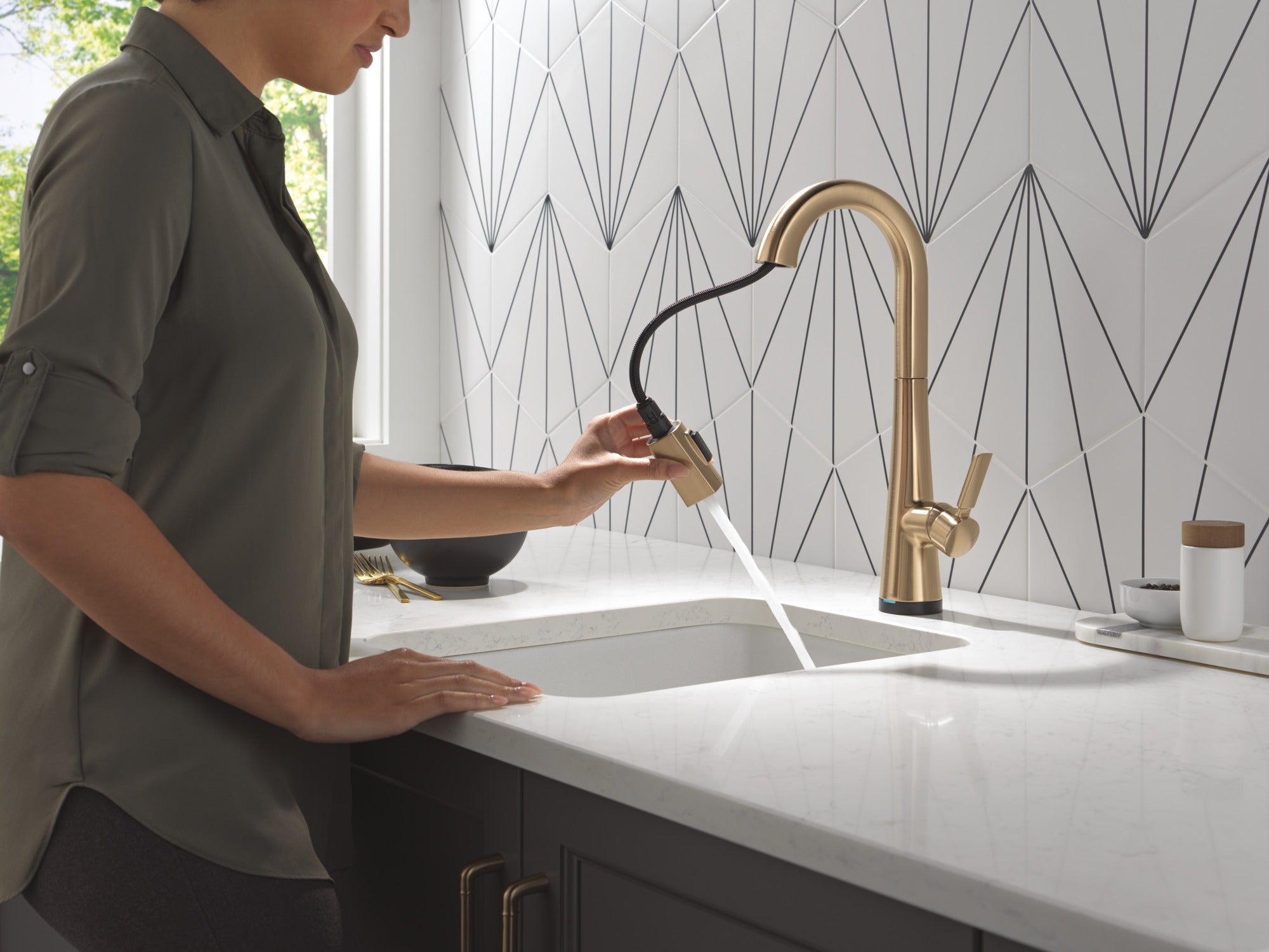 Delta Monrovia® Touch2O® Bar / Prep Faucet with Touchless Technology