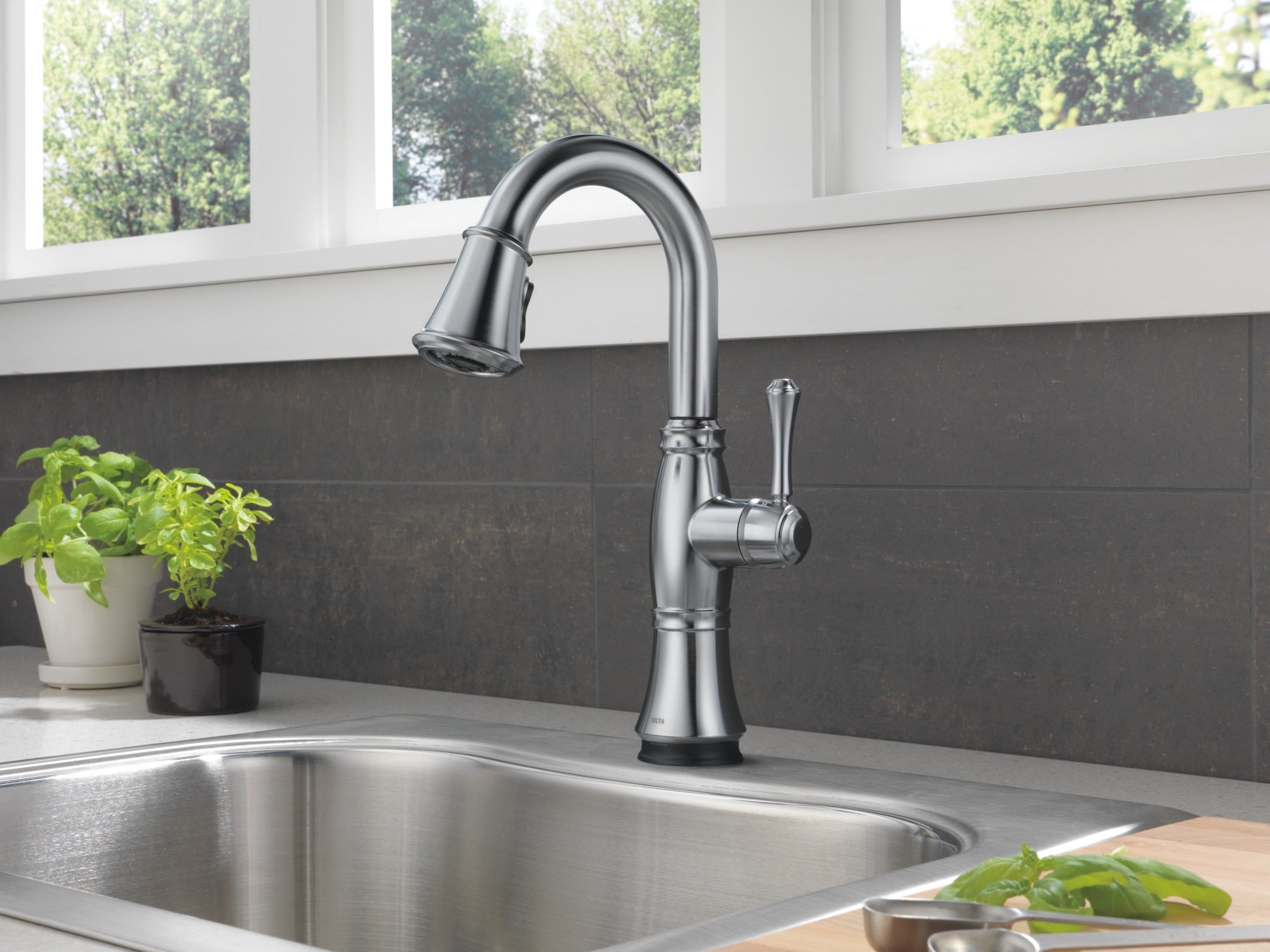 Delta Cassidy® Single Handle Pull-Down Bar/Prep with Touch<sub>2</sub>O® Technology