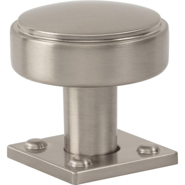 Atlas Homewares Benning Knob With Backplate