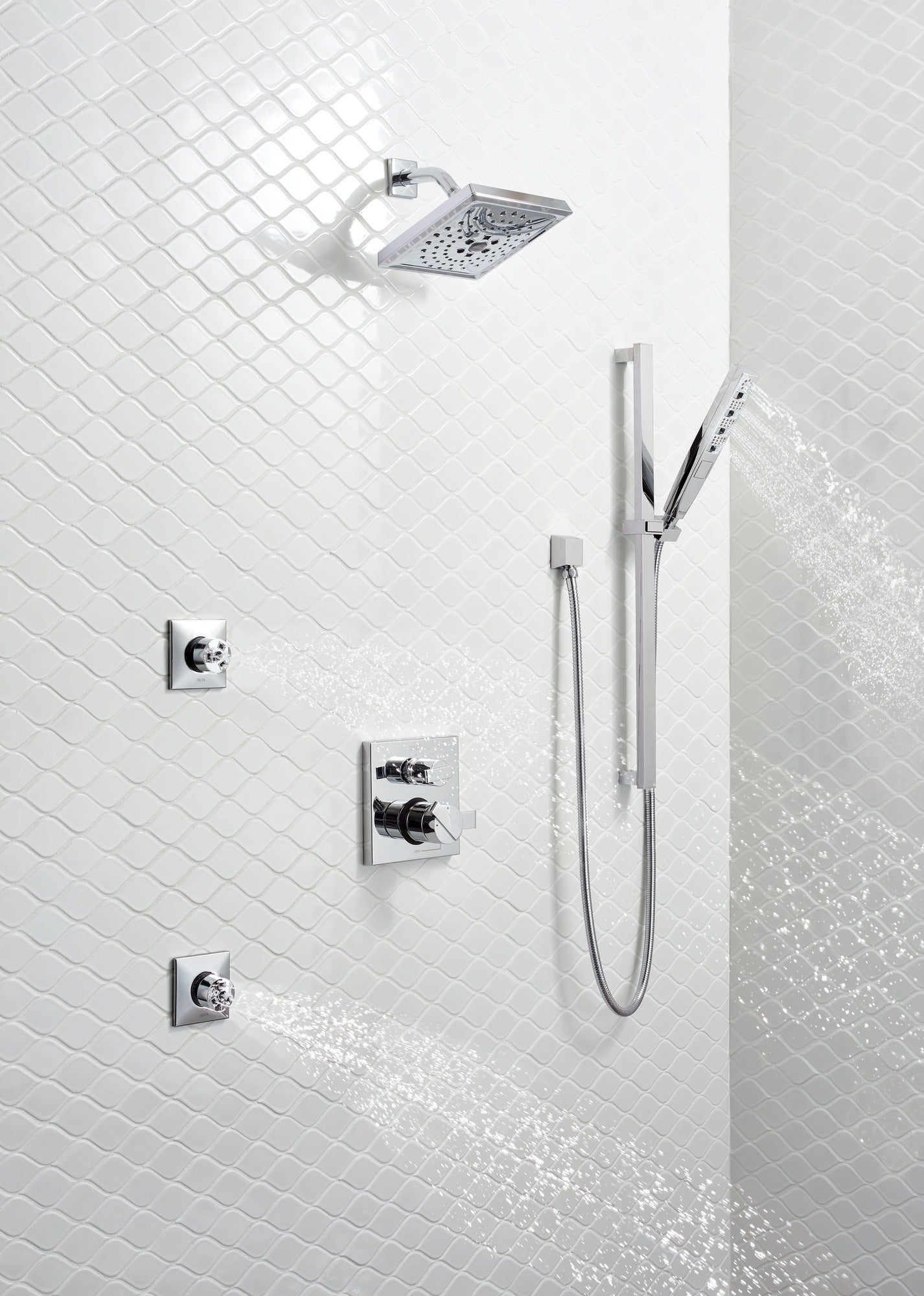 Delta Ara® Angular Modern Monitor® 17 Series Valve Trim with 3-Setting Integrated Diverter