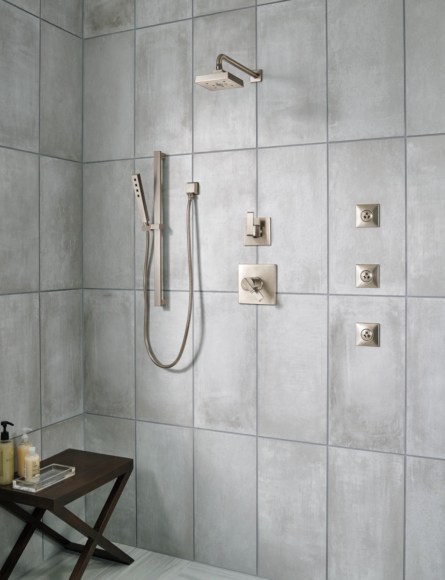 Delta Ara® TempAssure® 17T Series H2OKinetic® Shower Trim