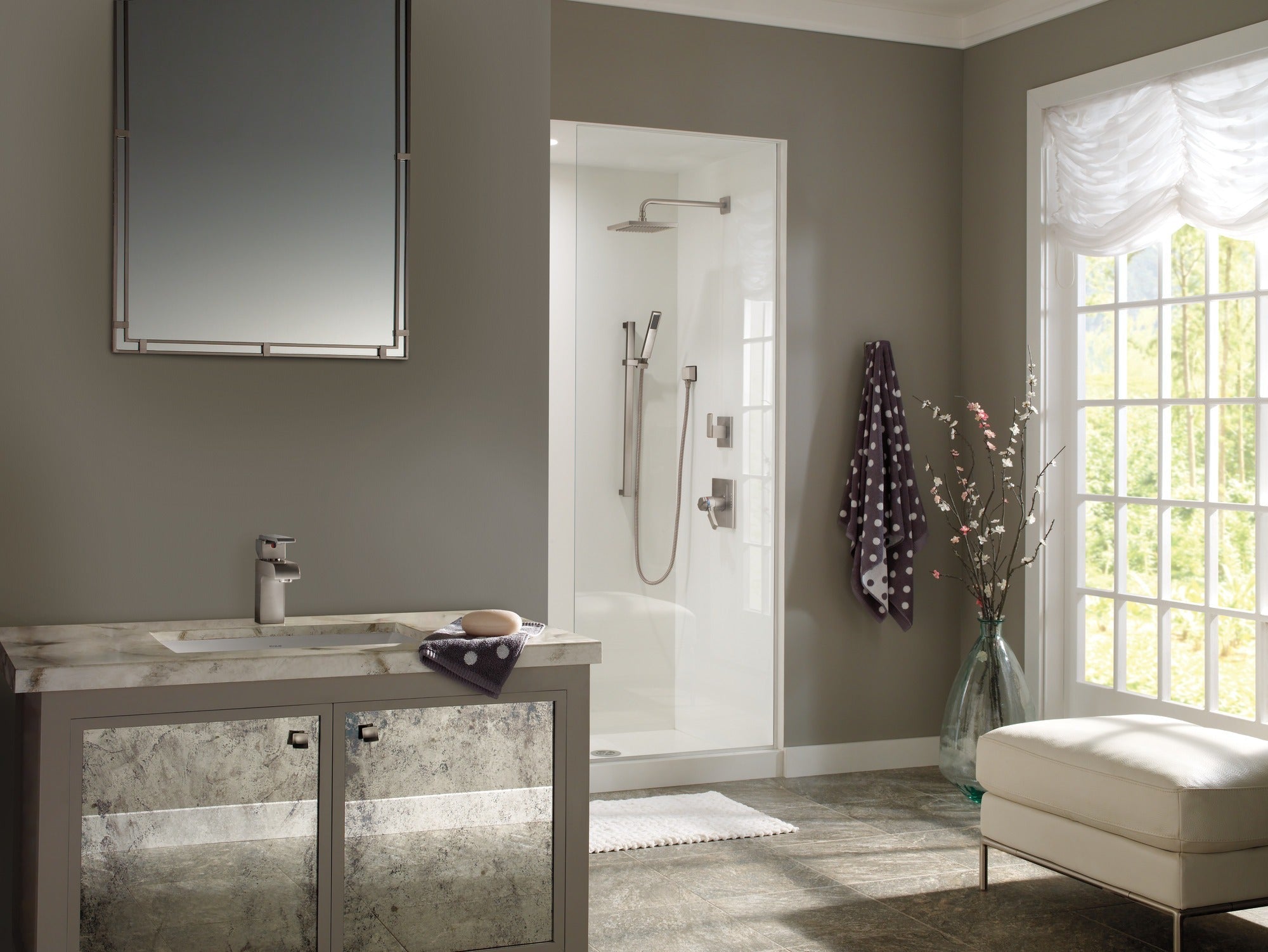 Delta Vero® Premium Single-Setting Slide Bar Hand Shower