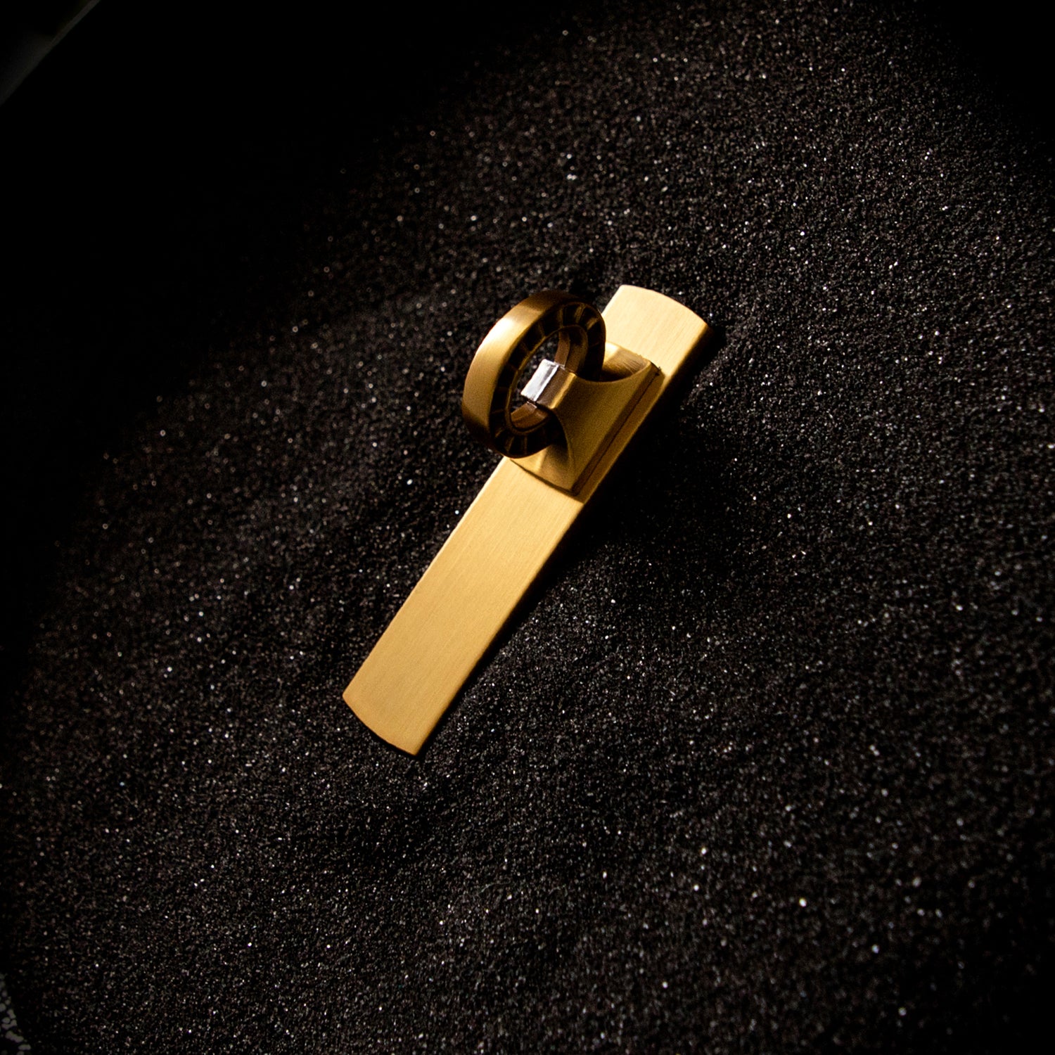 Belwith 1-1/8 Inch x 5/8 Inch Bijou Astoria Mock Key (B056379)