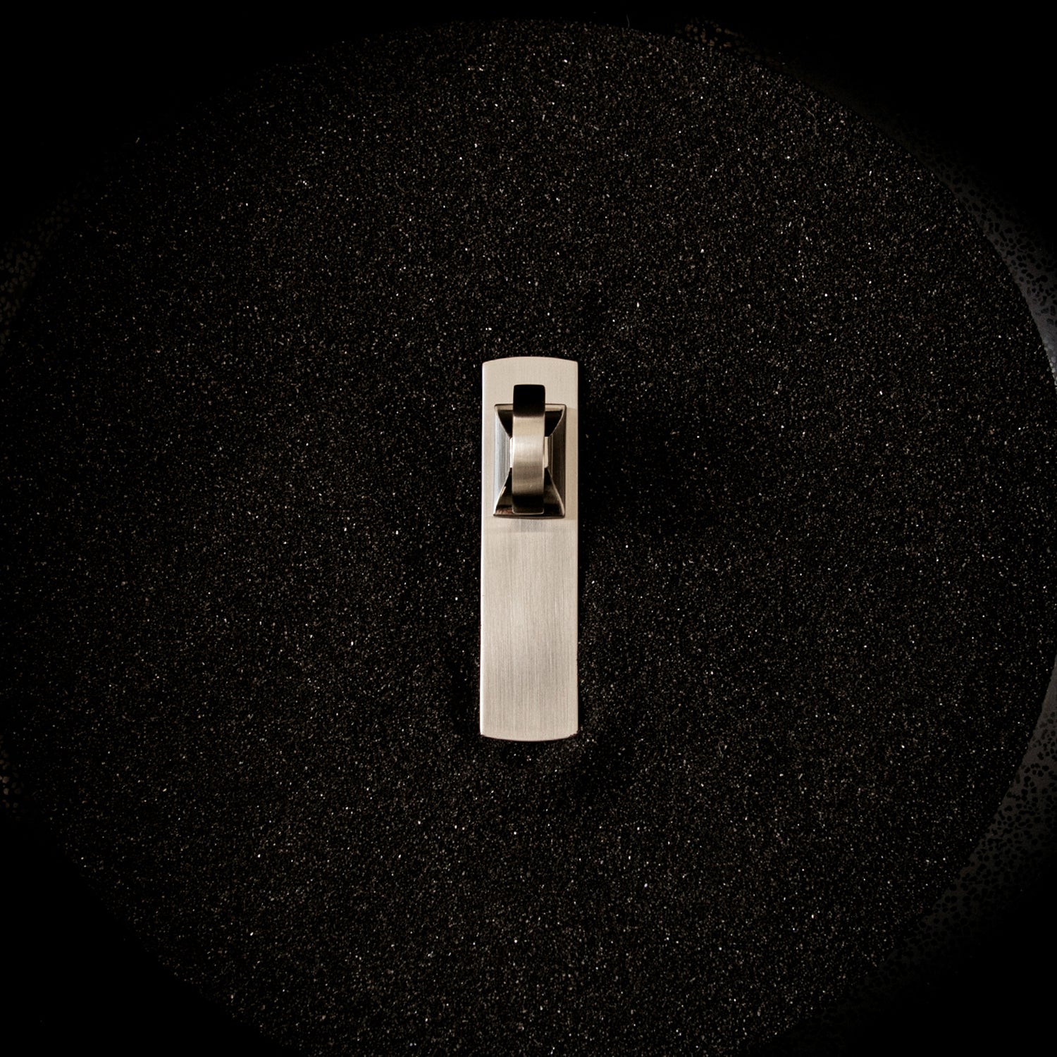 Belwith 1-1/8 Inch x 5/8 Inch Bijou Astoria Mock Key (B056379)