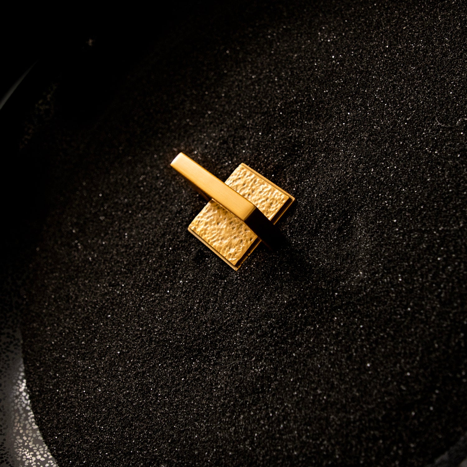 Belwith 1 Inch Center to Center Bijou Ember Pull (B056428)