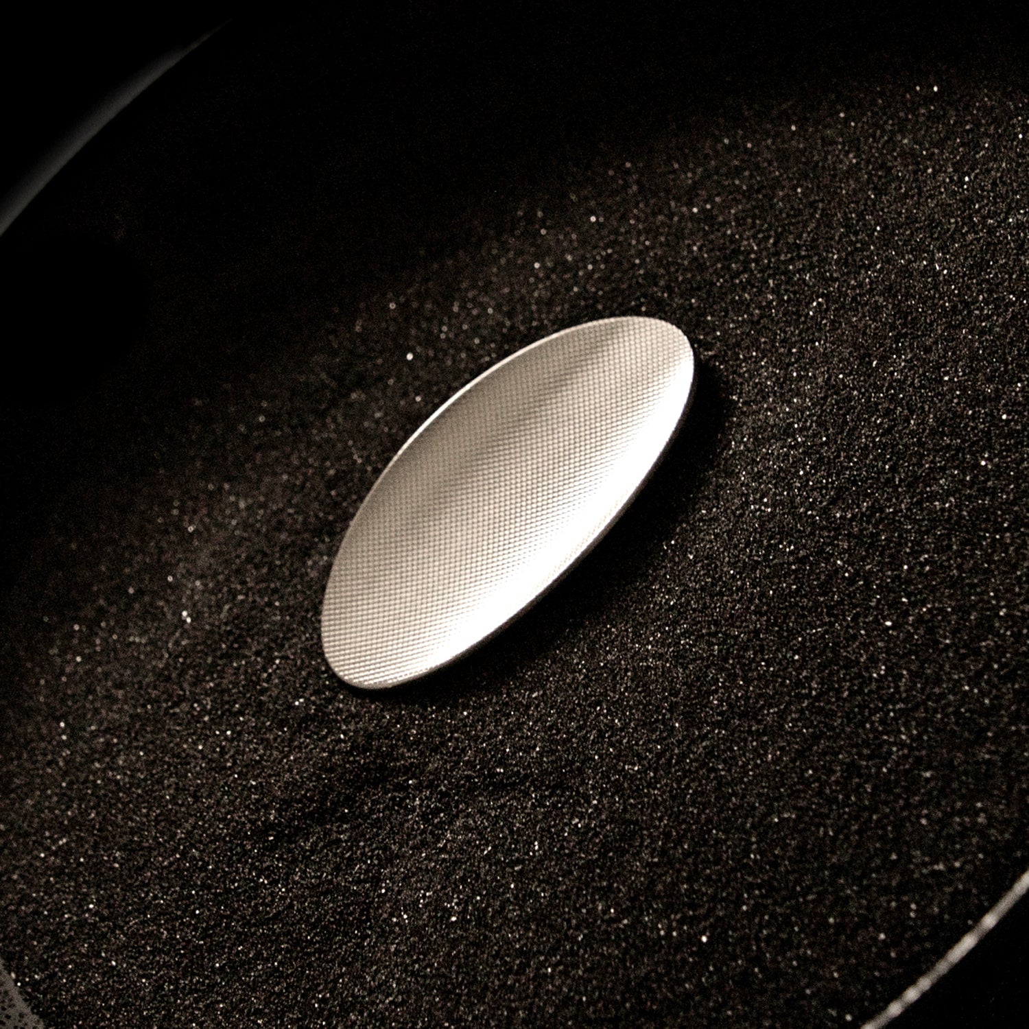 Belwith 3-3/4 Inch x 1-78 Inch Oval Bijou Grata Pull (B078768)