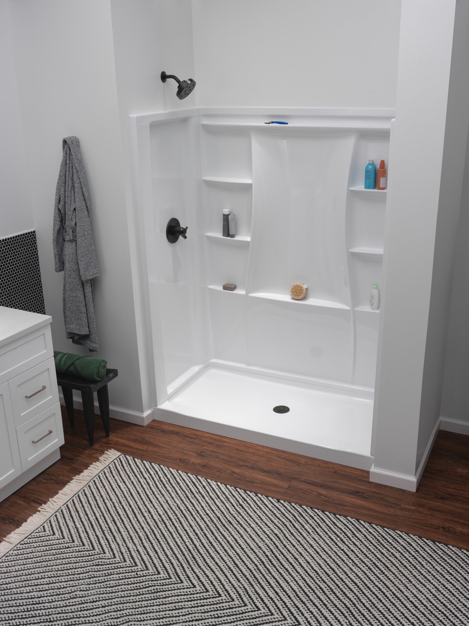Delta Trinsic® Monitor® 17 Series H2OKinetic® Shower Trim