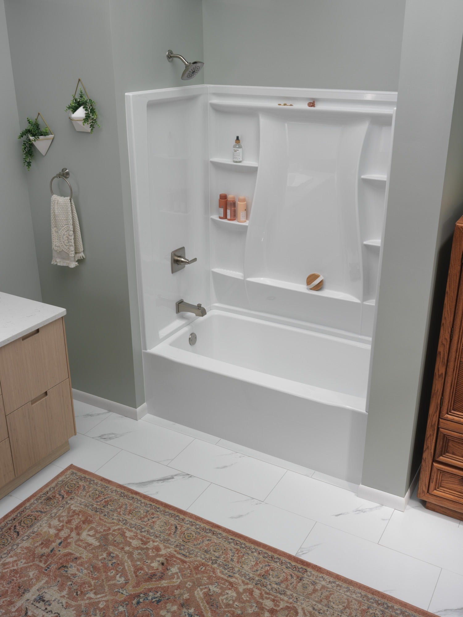 Delta Ashlyn® Monitor® 14 Series Tub & Shower Trim