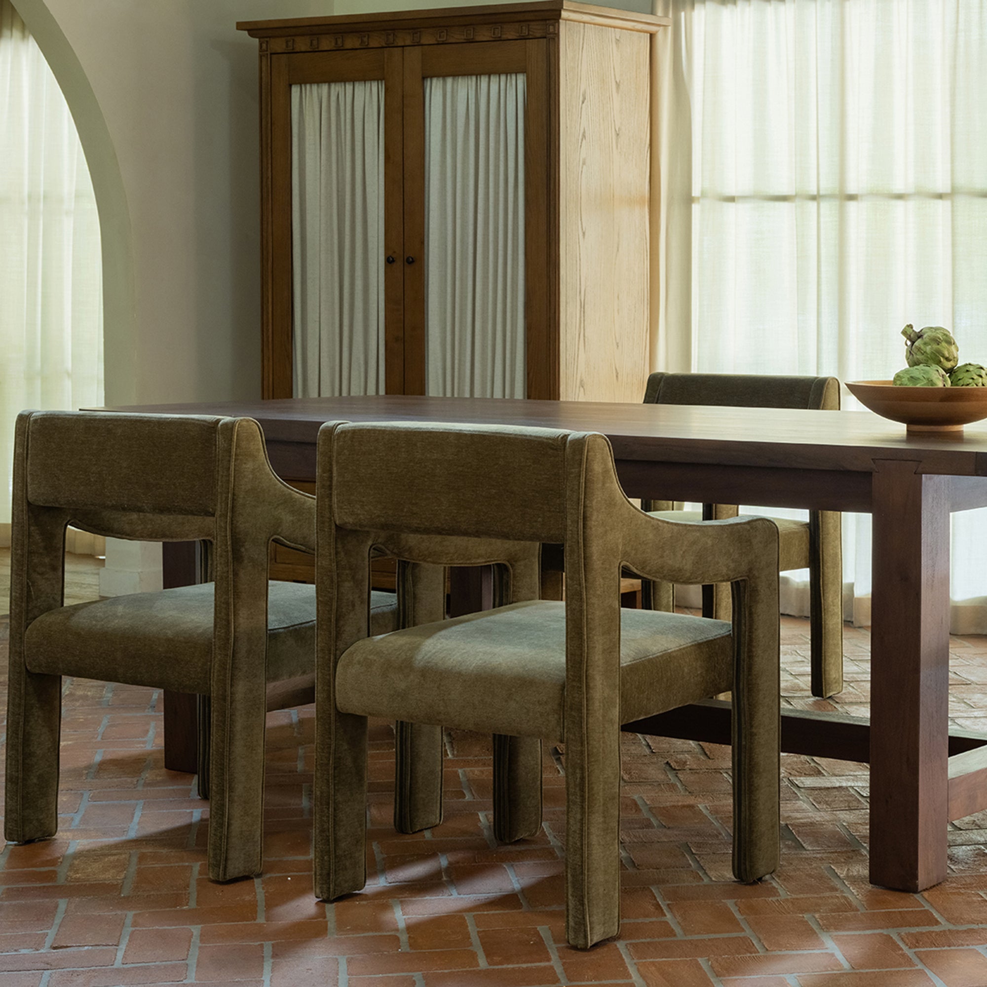 Moes Wilson Dining Table Large Warm Brown BB-1043-20-0