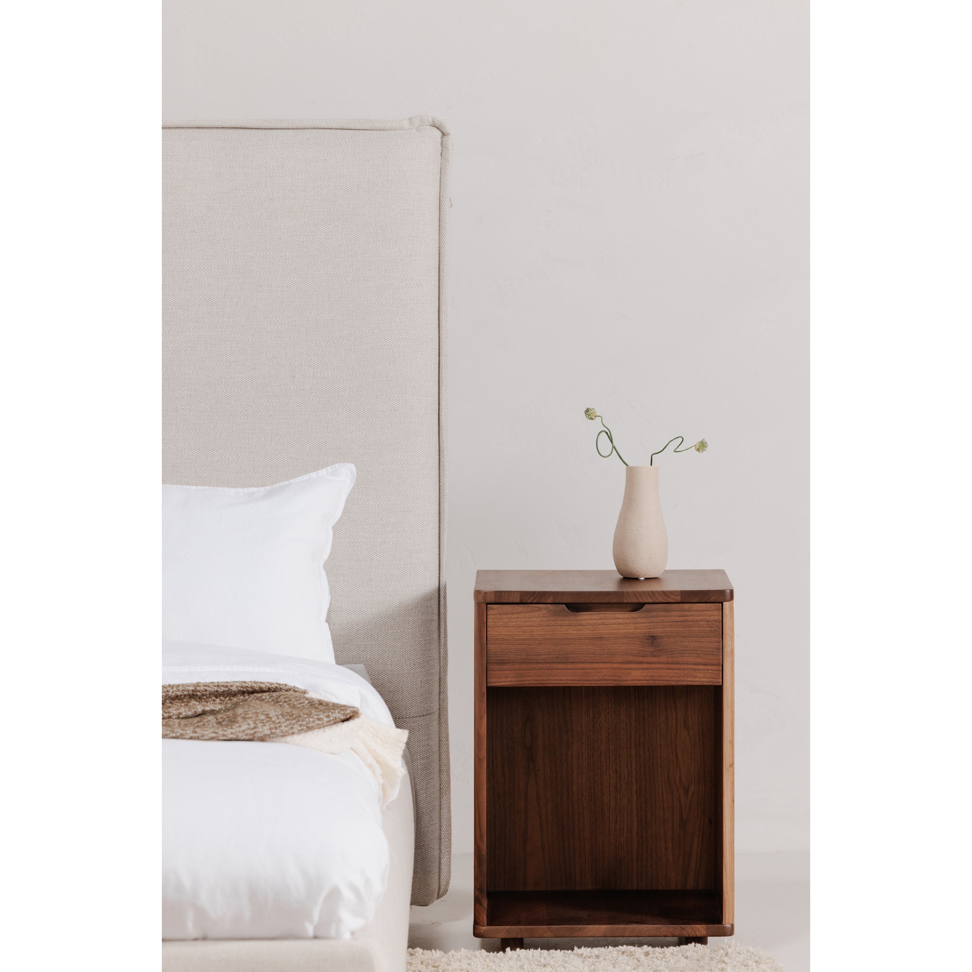 Moes Osamu Nightstand Brown BC-1103-24
