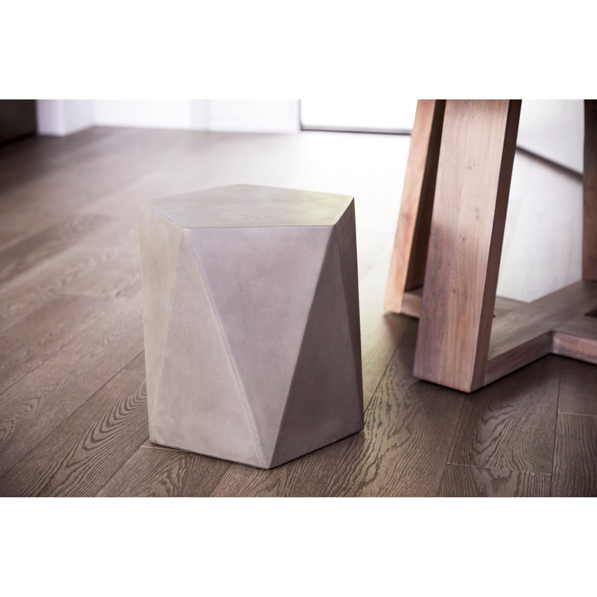 Moes Gem Outdoor Stool Grey BQ-1023-25