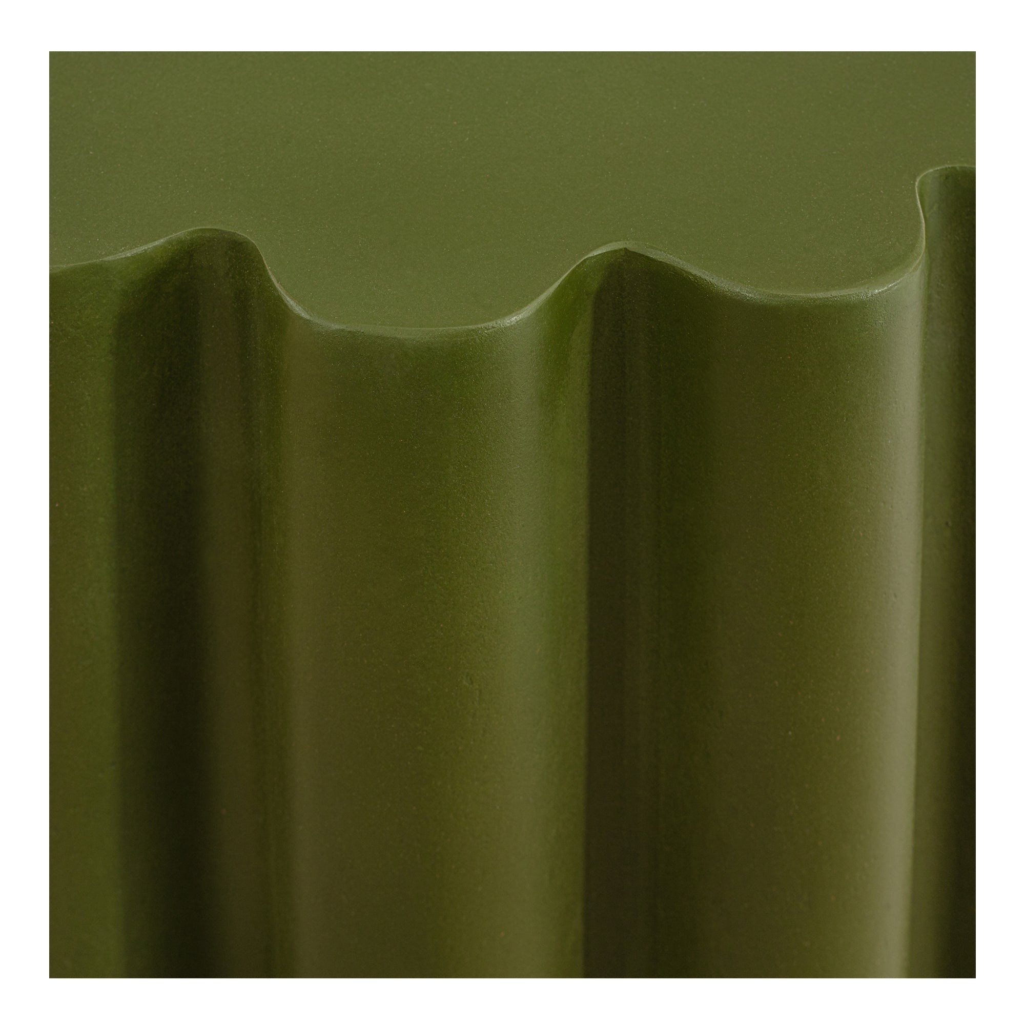 Moes Taffy Accent Table Green BQ-1062-16