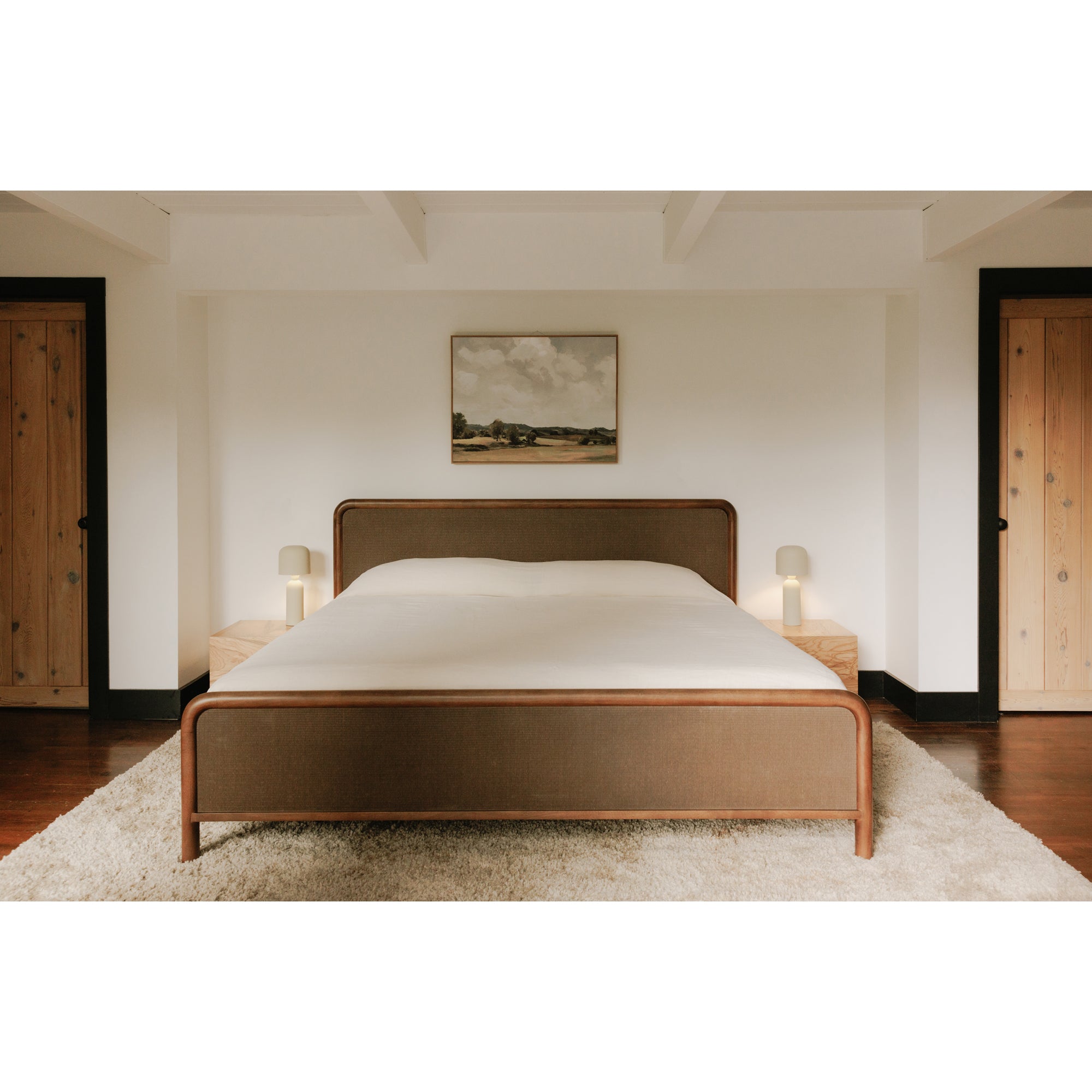 Moes Rye King Bed Warm Brown BZ-1146-03-0