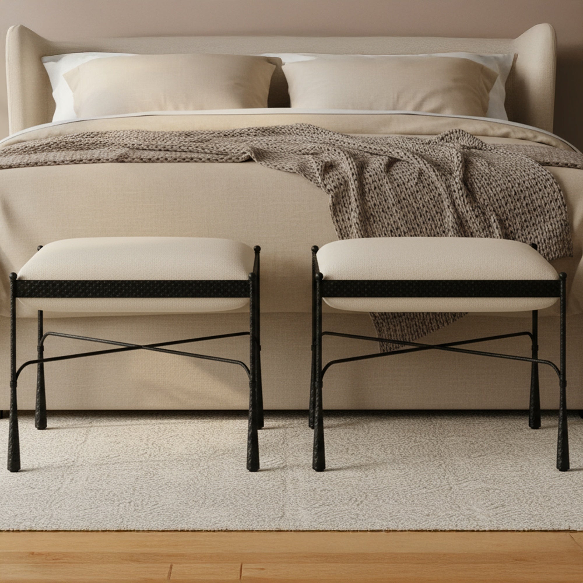 Moes Agne Stool Cream BZ-1161-05
