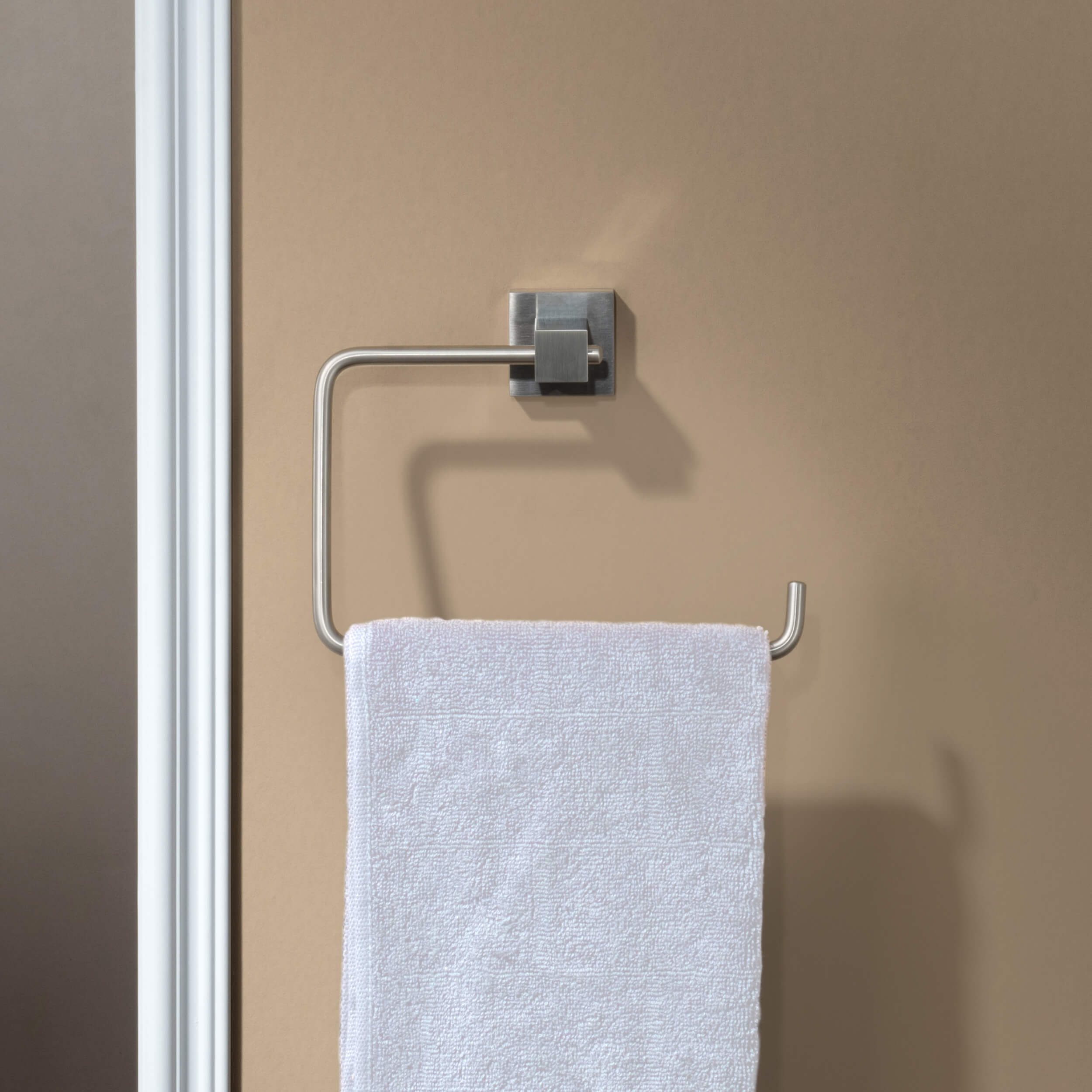 Quadra 2-Piece Bathroom Hardware Set 2