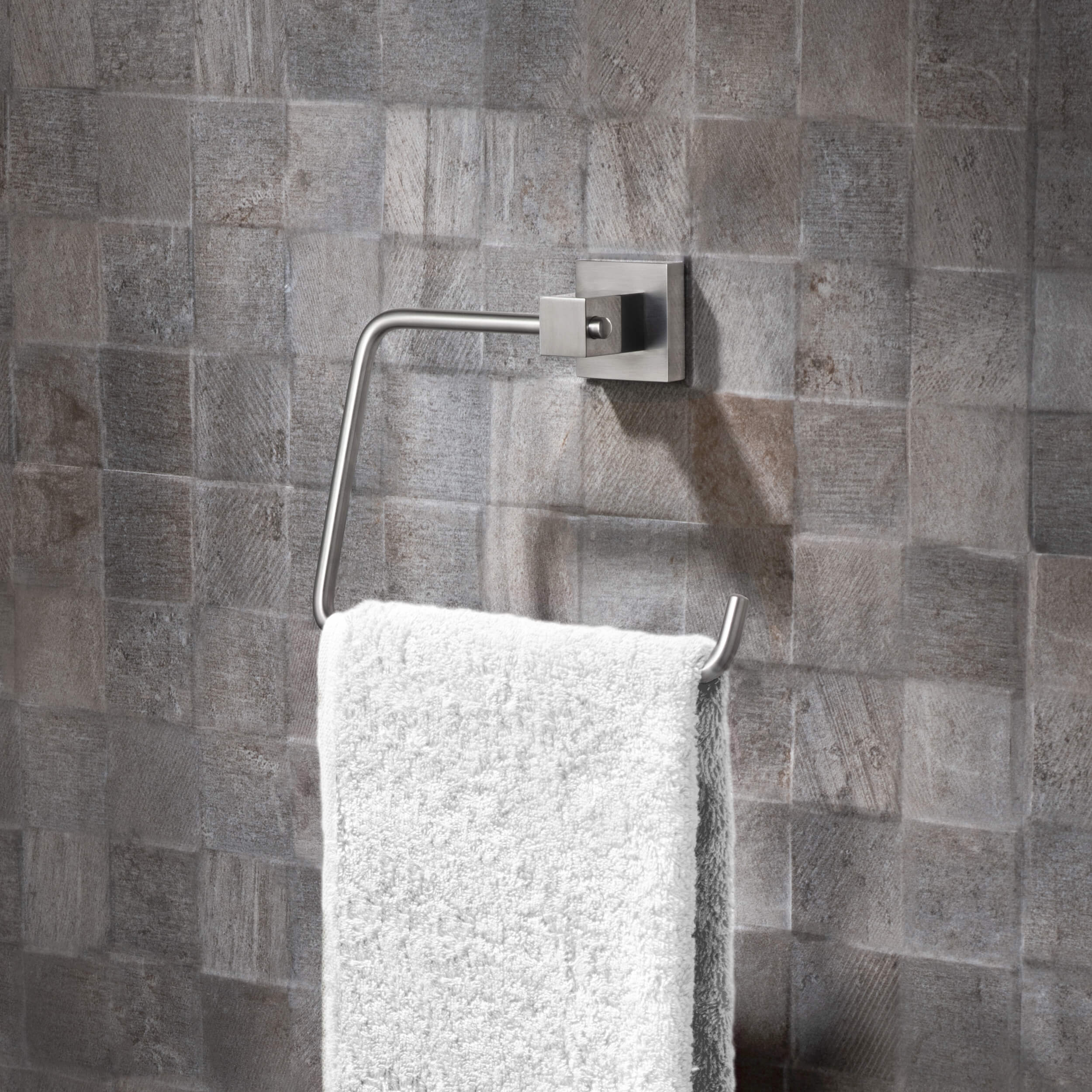 Quadra 2-Piece Bathroom Hardware Set 2