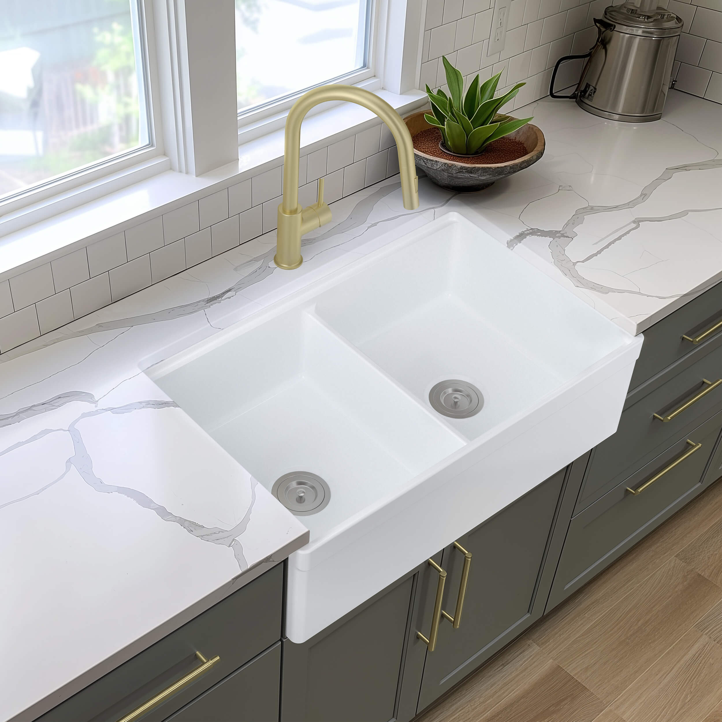 33" Fireclay Double Bowl  Farmhouse Kitchen Workstation Sink