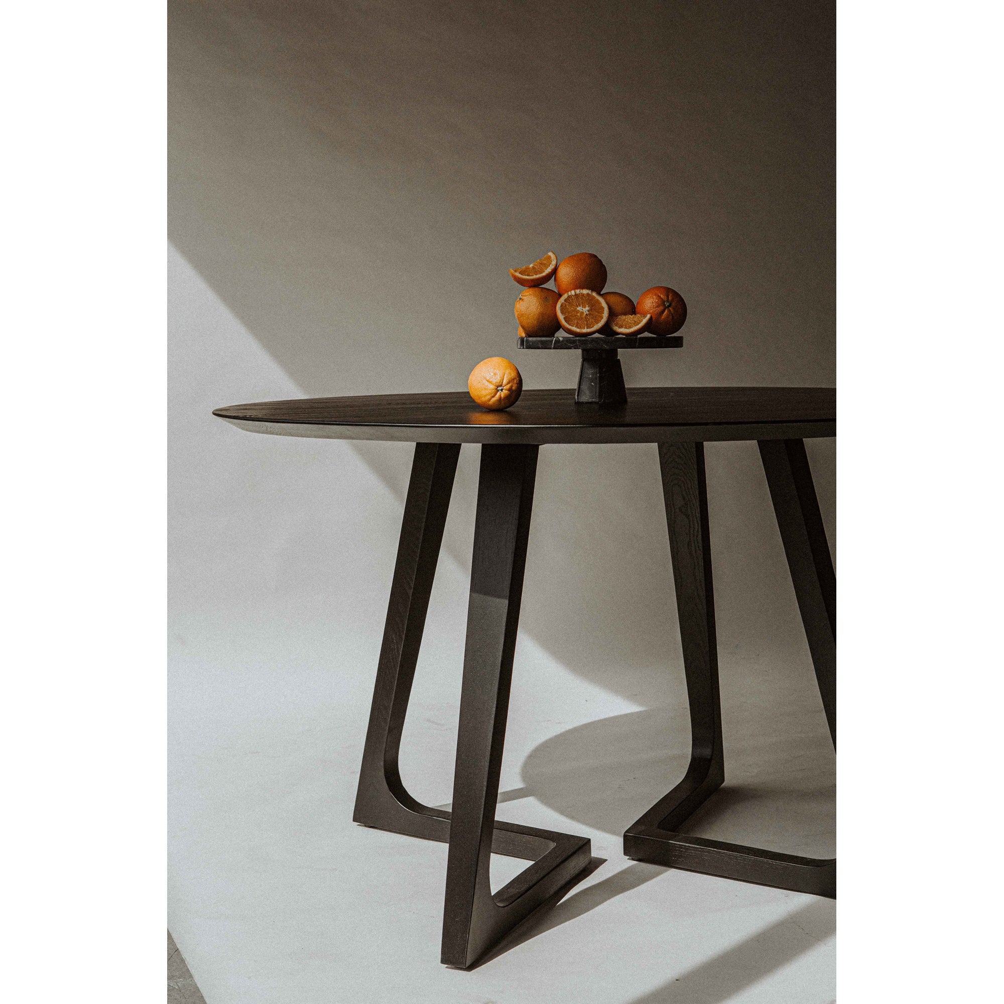 Moes Godenza Round Dining Table Black CB-1003-02-0