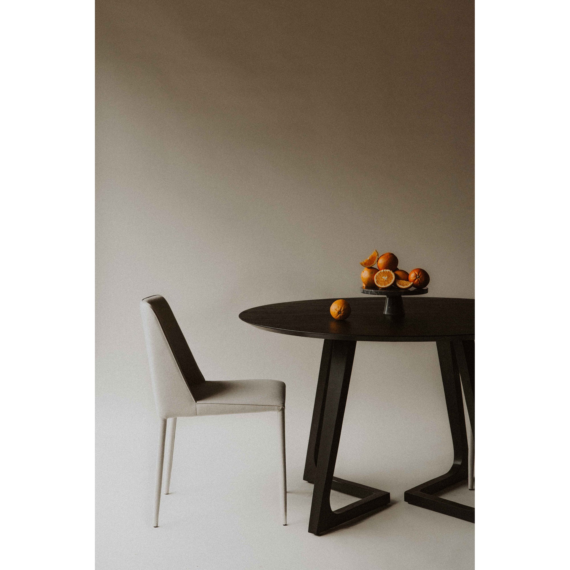 Moes Godenza Round Dining Table Black CB-1003-02-0