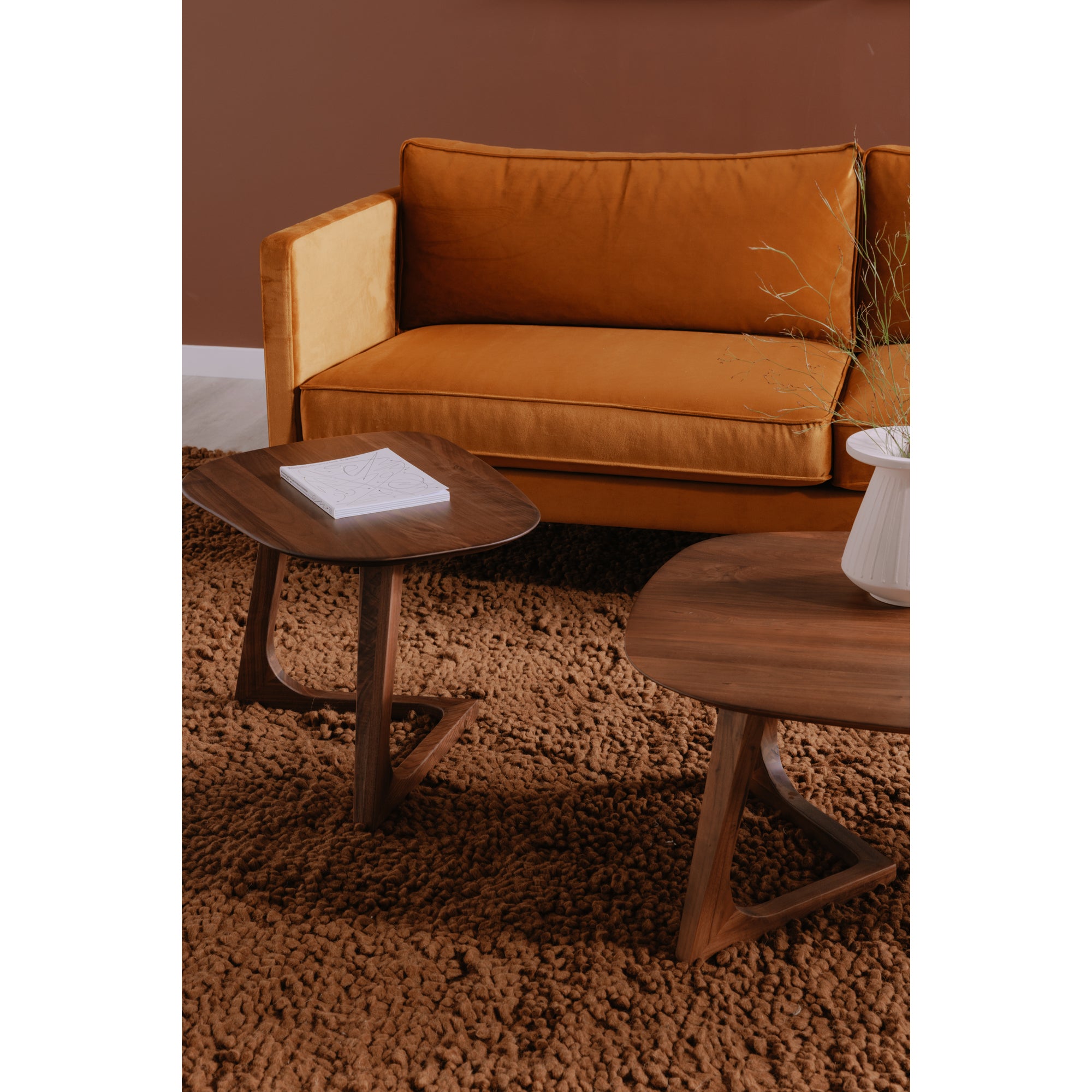 Moes Godenza End Table Brown CB-1018-03