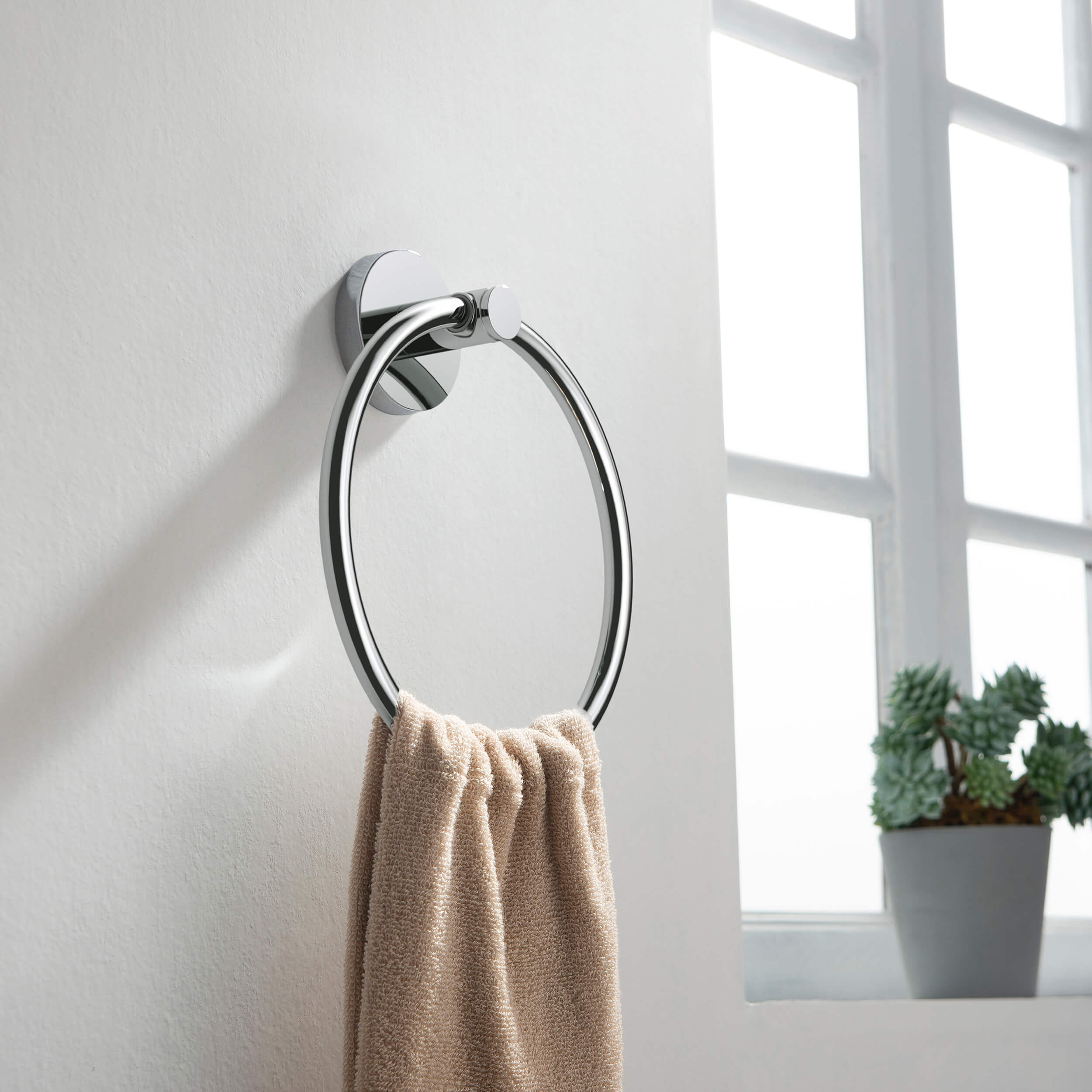 Halo 4-Piece Bathroom Hardware Set 2