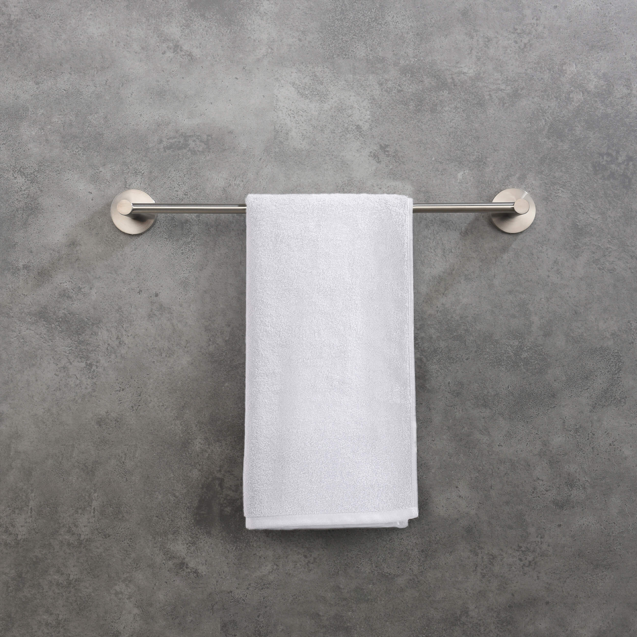 Halo Bathroom 18" Towel Bar