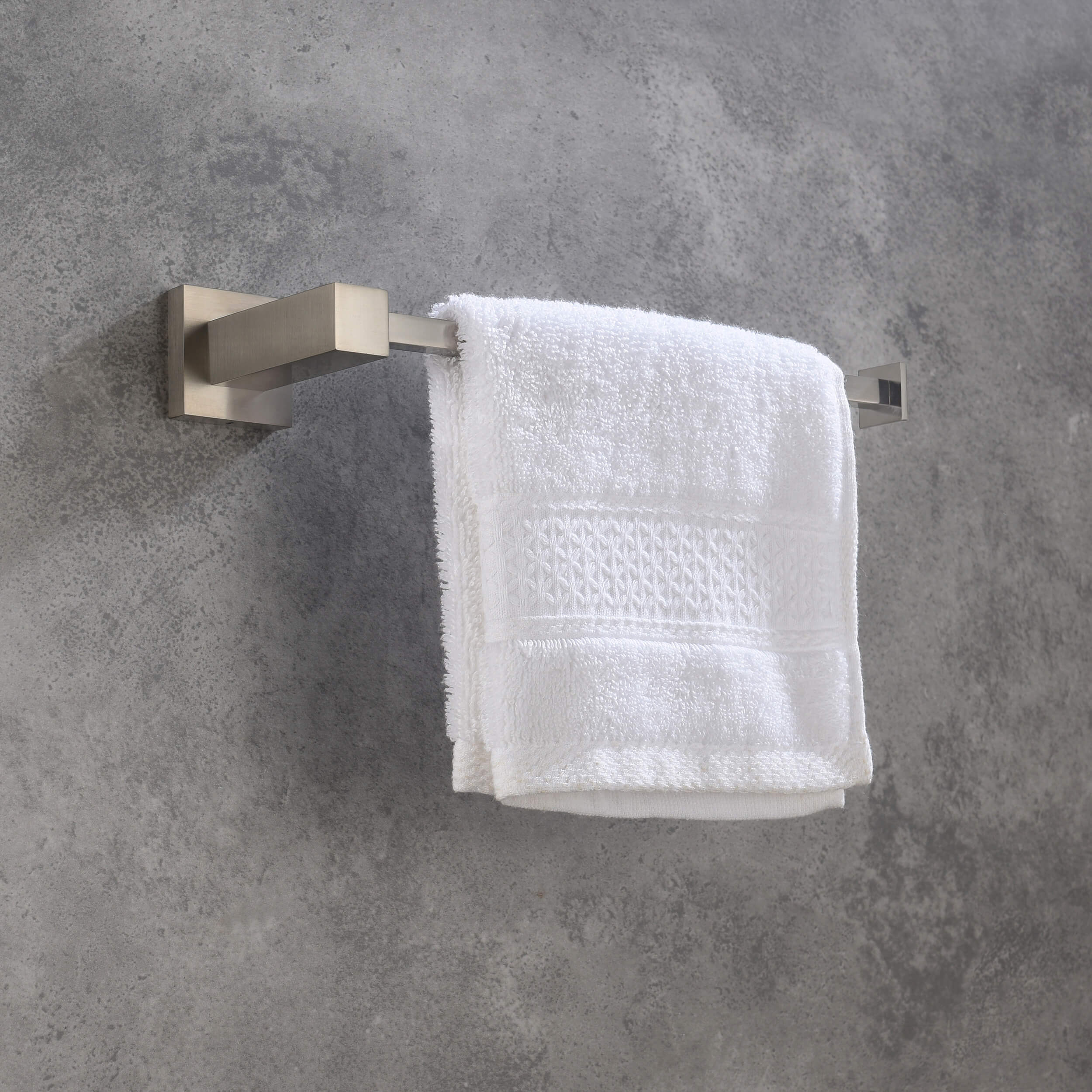 Quadra 2-Piece Bathroom Hardware Set 1