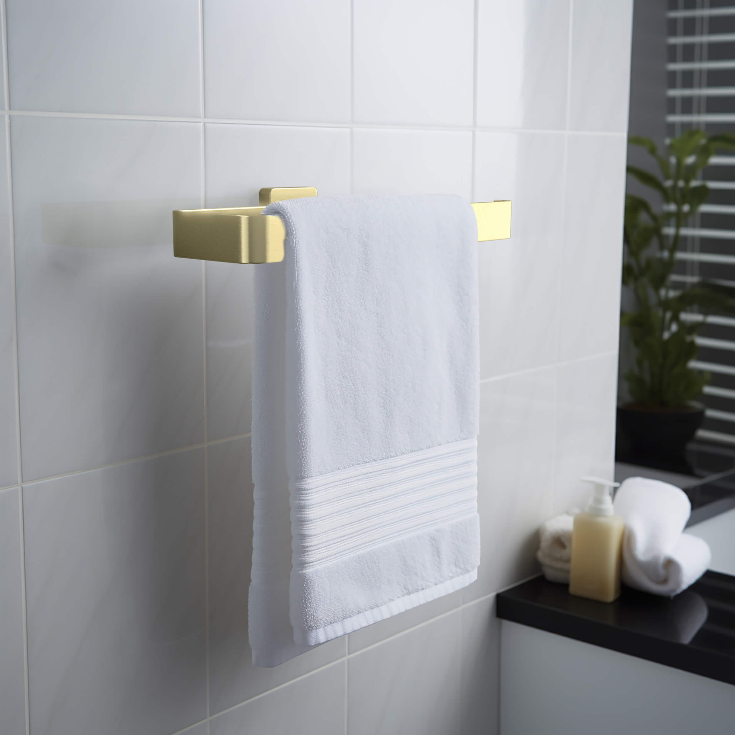 Fusion 2 Piece Bathroom Hardware Set