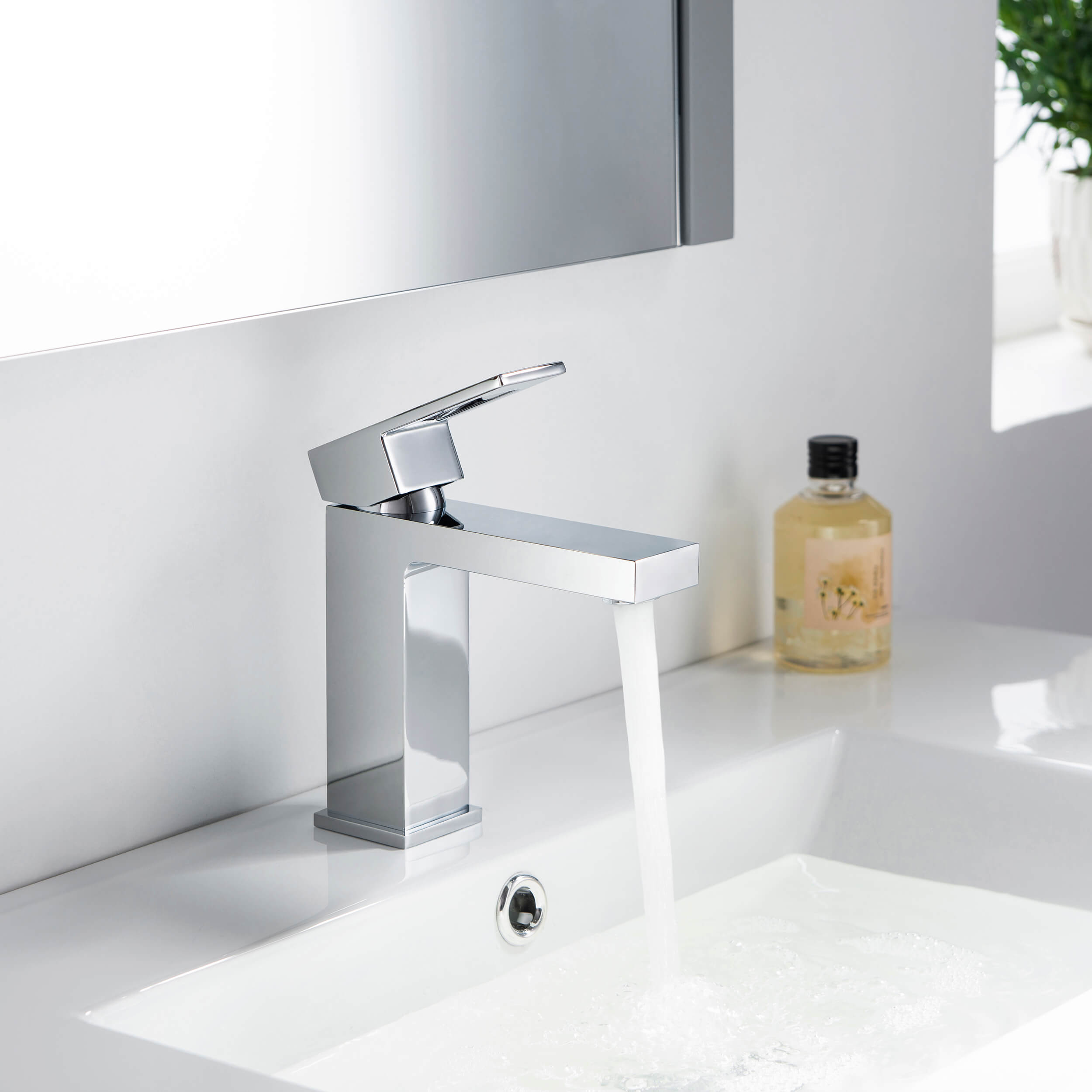 Quadra Single Handle Bathroom Vanity Sink Faucet with Pop Up Drain