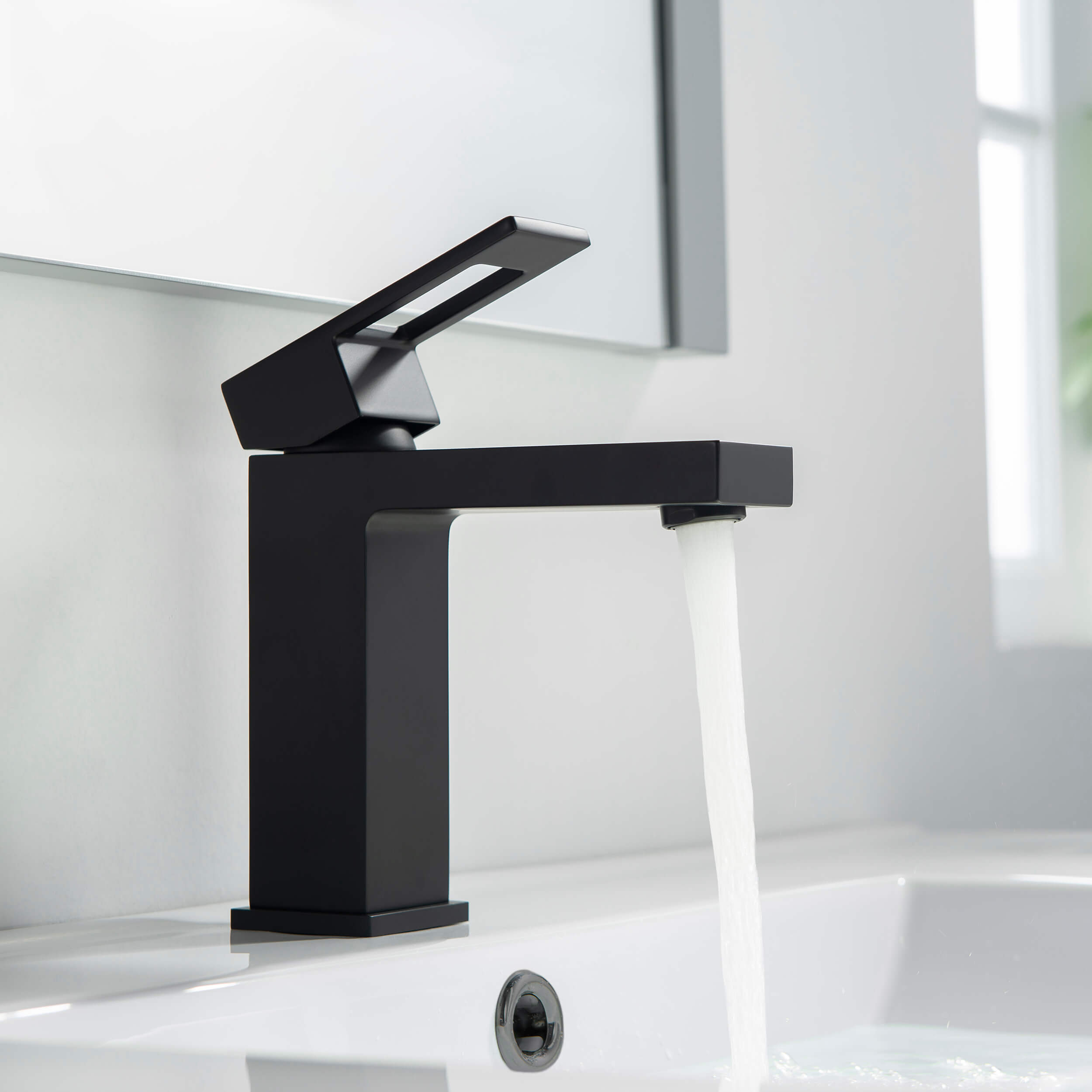 Quadra Single Handle Bathroom Vanity Sink Faucet with Pop Up Drain