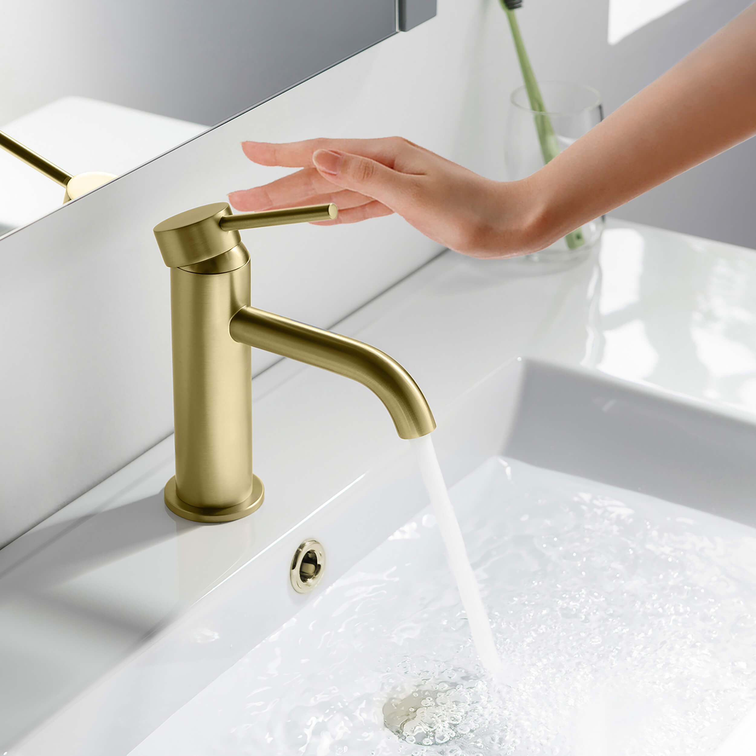 Halo Single Handle Bathroom Vanity Sink Faucet with Pop Up Drain